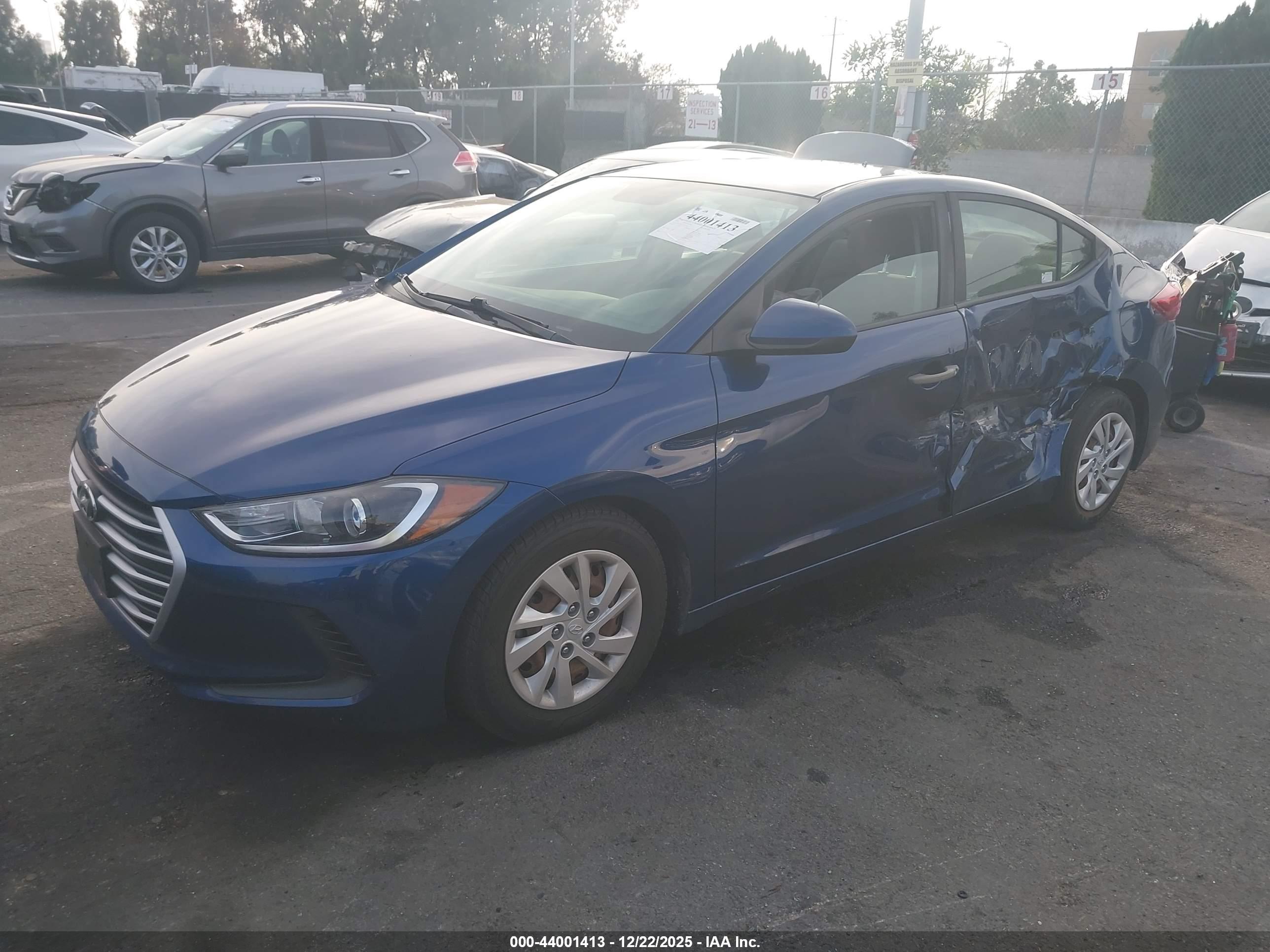 HYUNDAI ELANTRA image 2