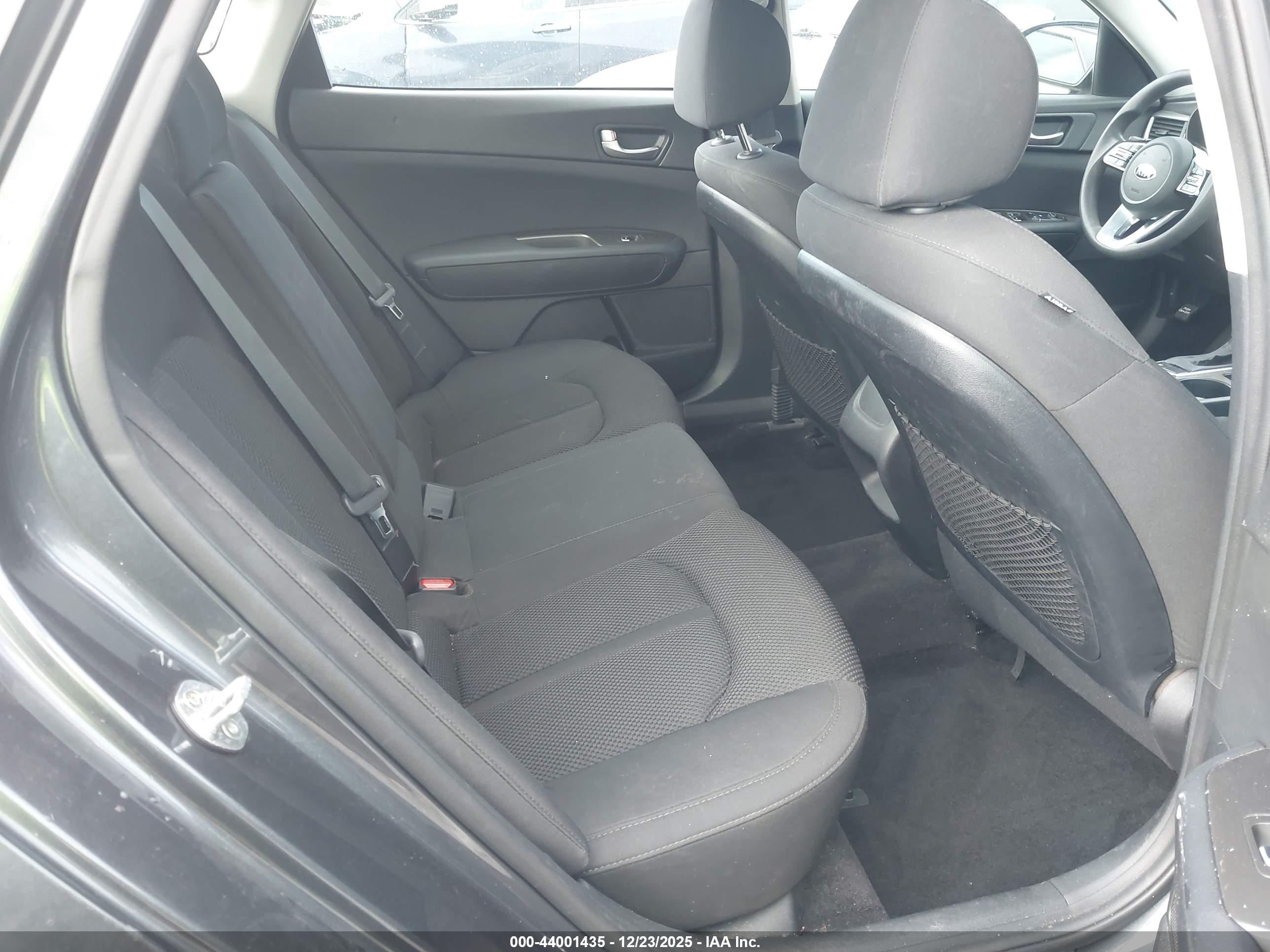 KIA OPTIMA image 8
