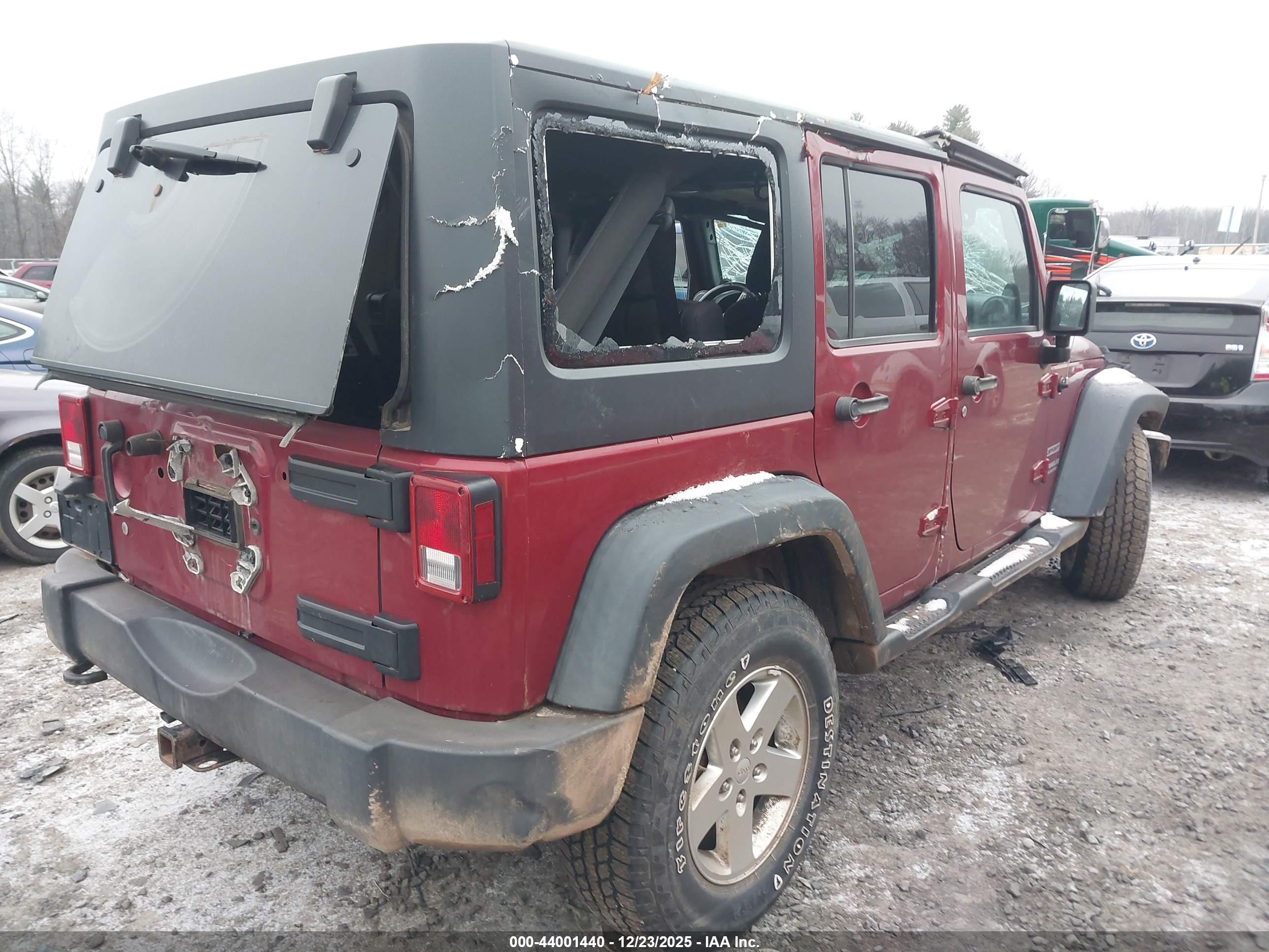 JEEP WRANGLER image 4