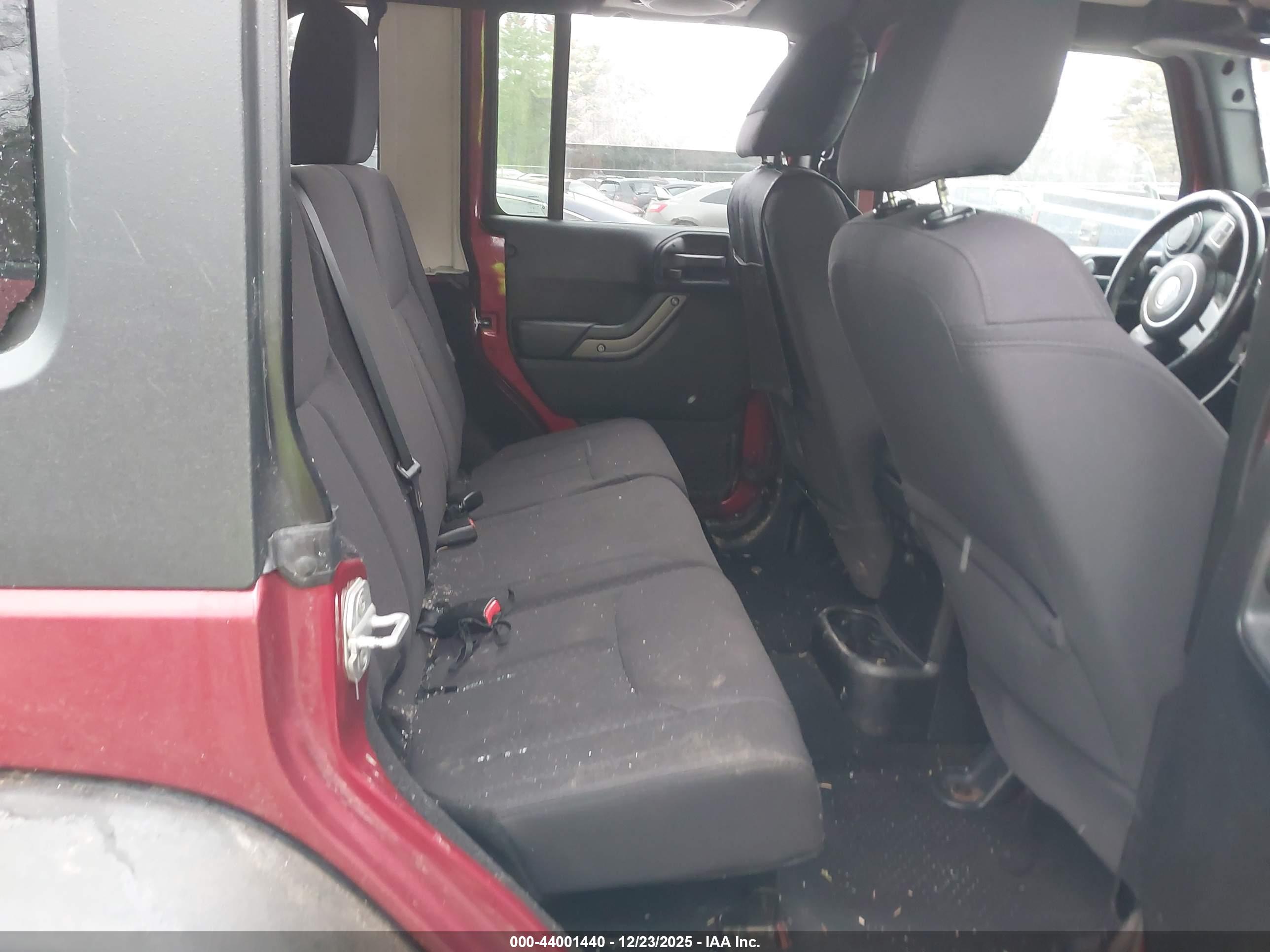 JEEP WRANGLER image 8
