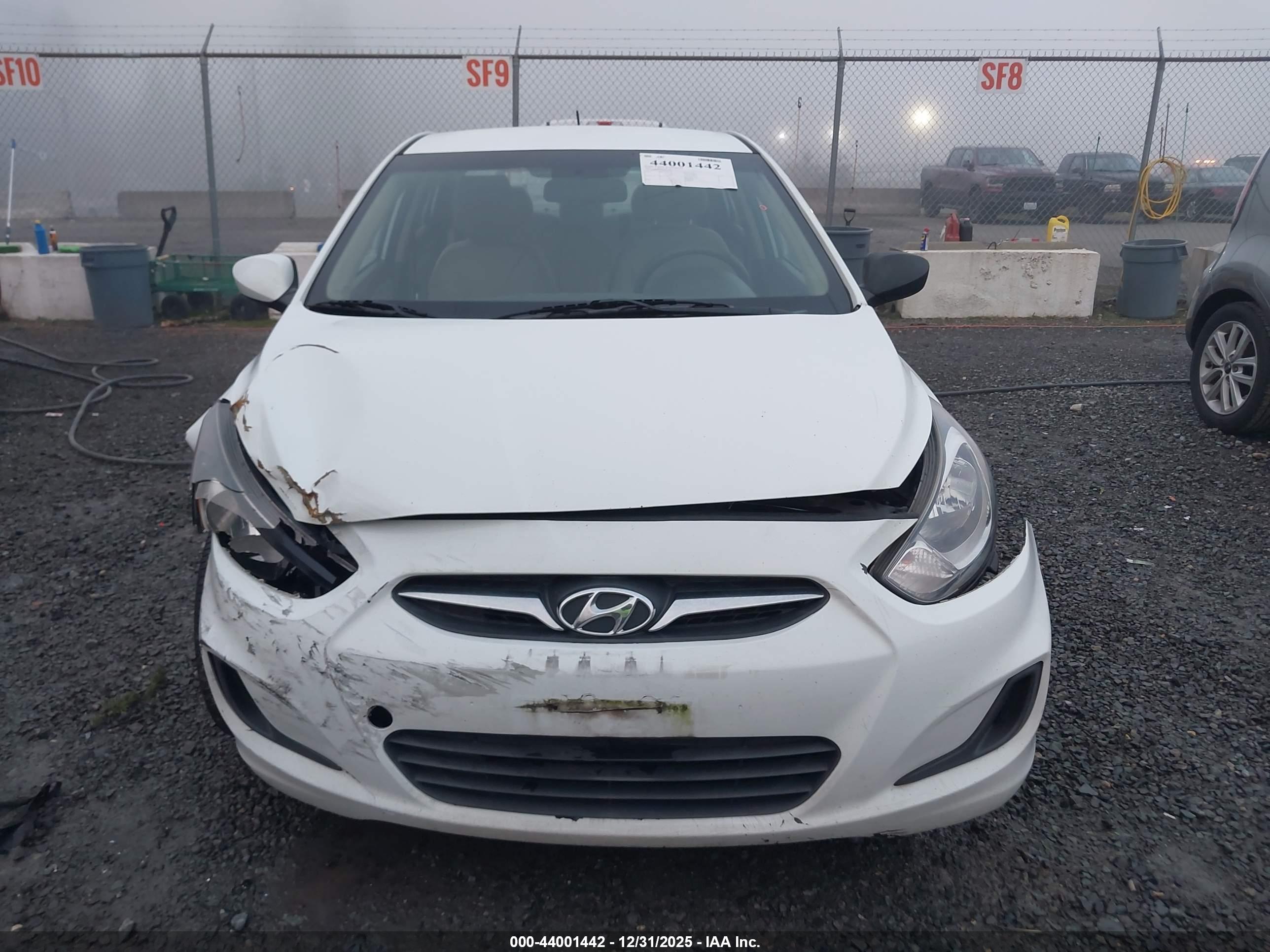 HYUNDAI ACCENT image 6