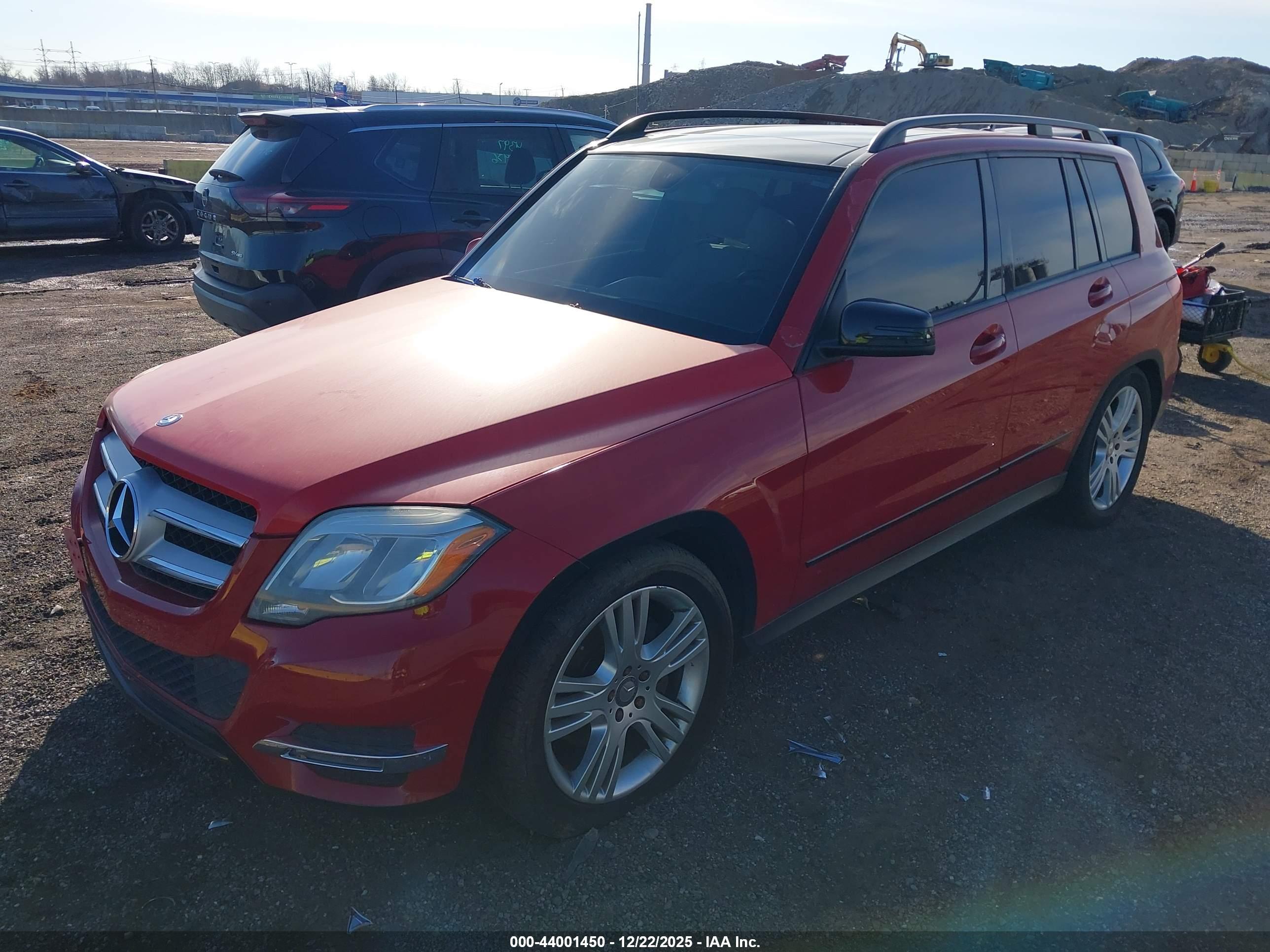 MERCEDES-BENZ GLK image 2