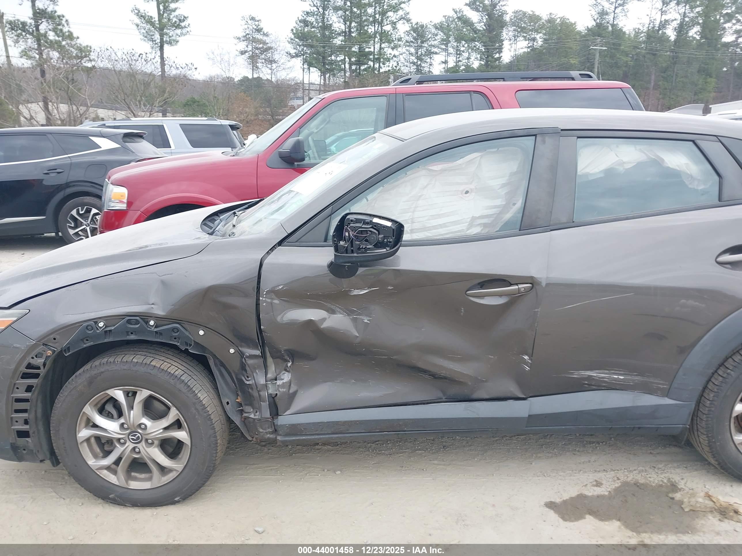 MAZDA CX-3 image 6