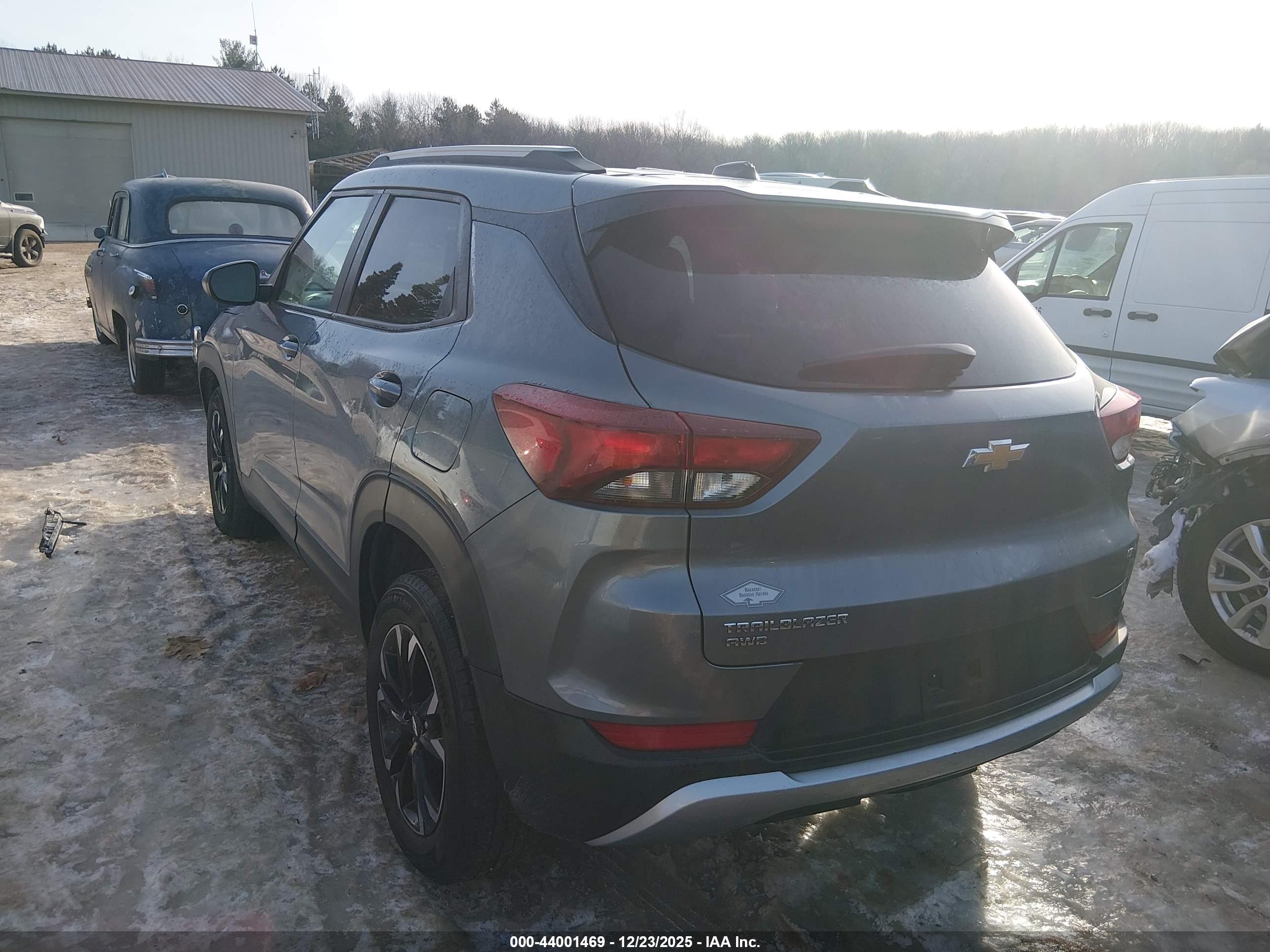 CHEVROLET TRAILBLAZER image 3