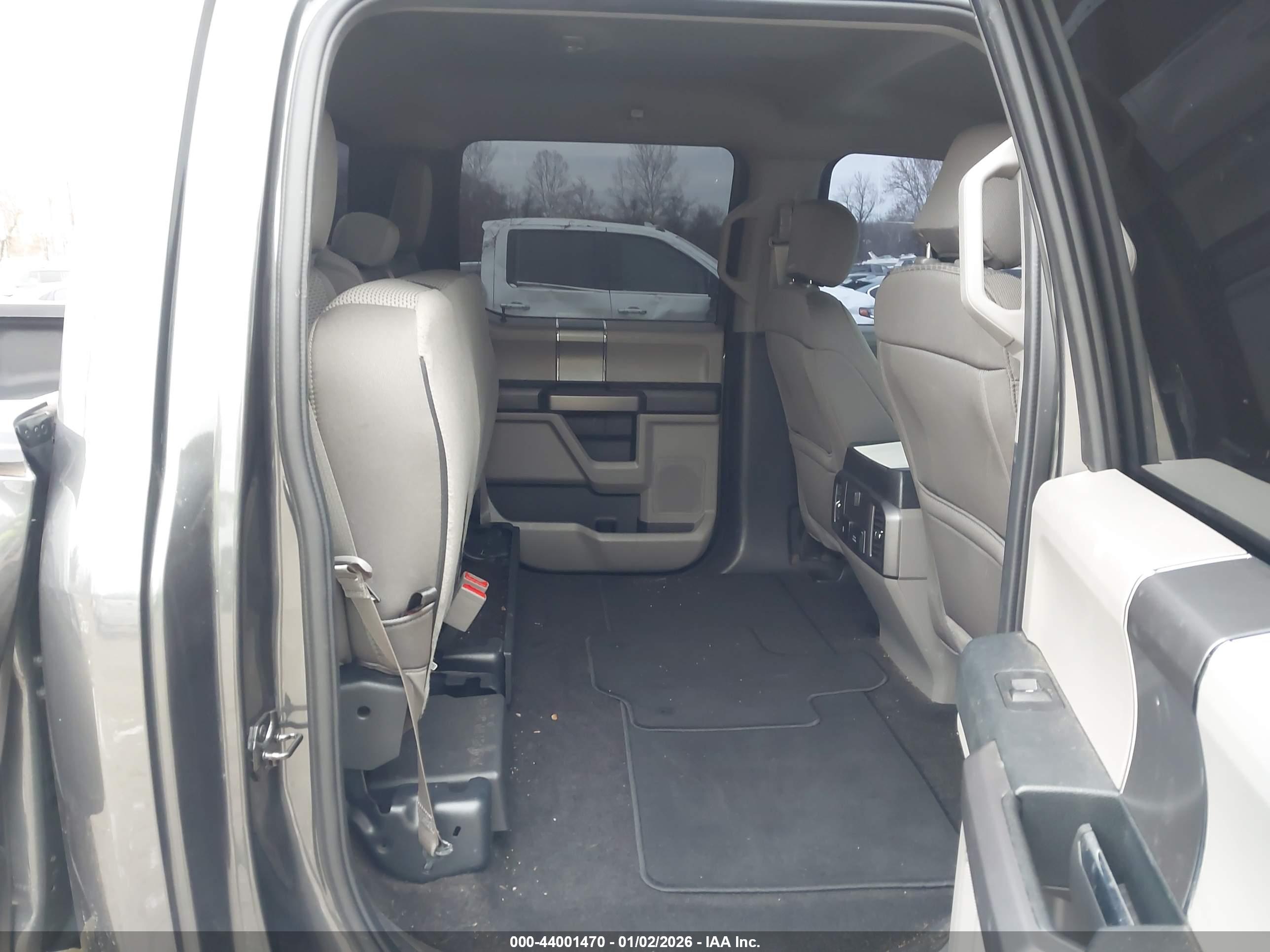 FORD F-150 image 8
