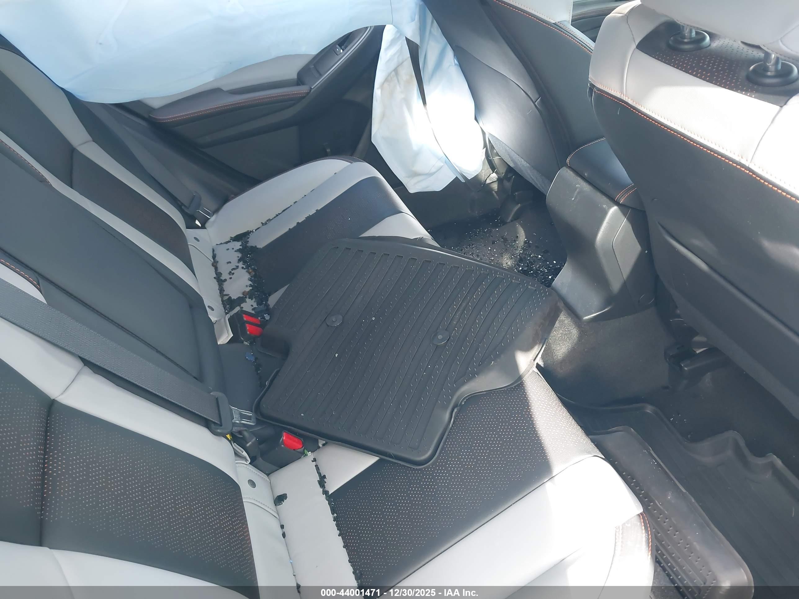 SUBARU CROSSTREK image 8