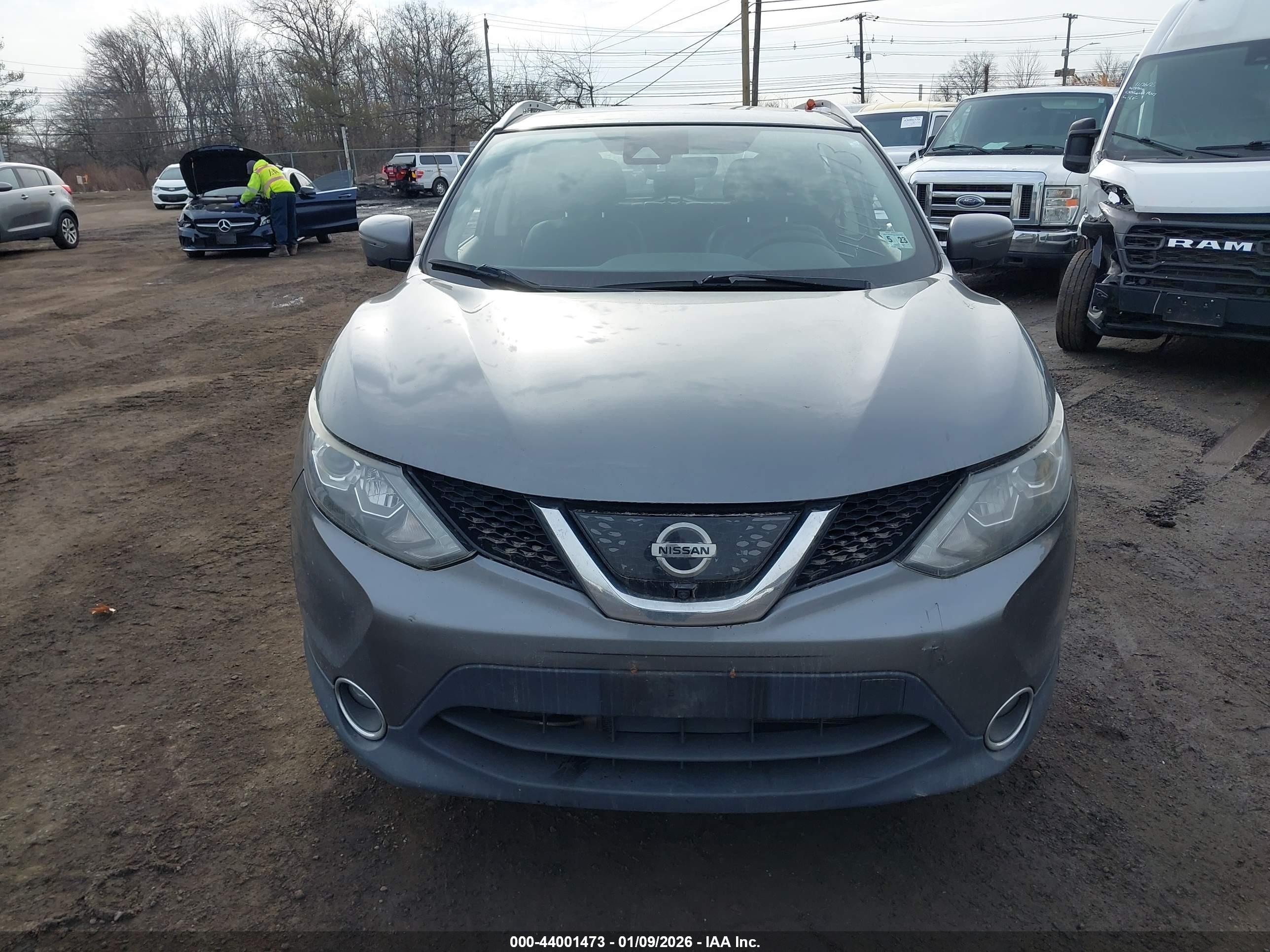 NISSAN ROGUE image 6