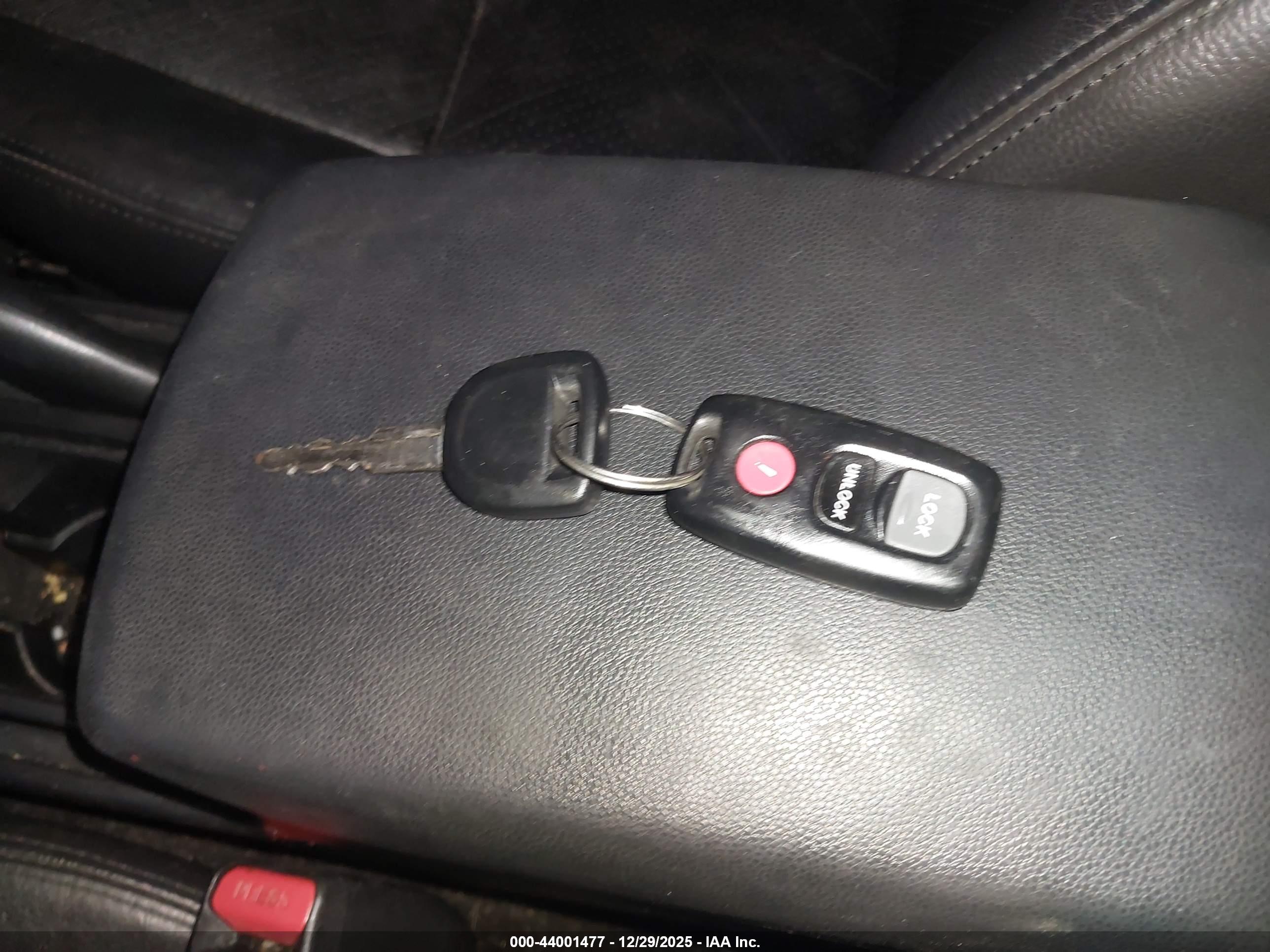 MAZDA MAZDA3 image 11