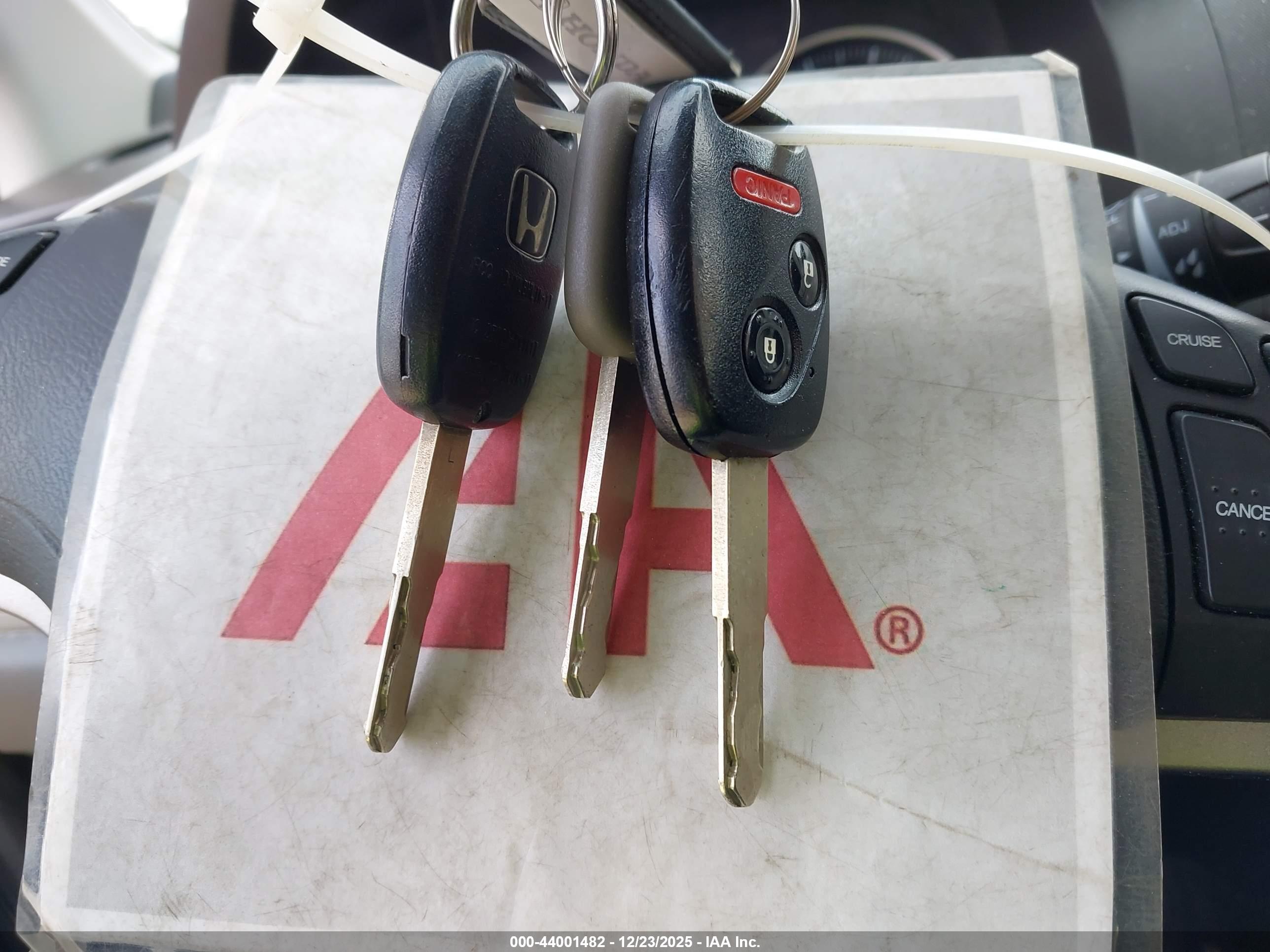HONDA CR-V image 11