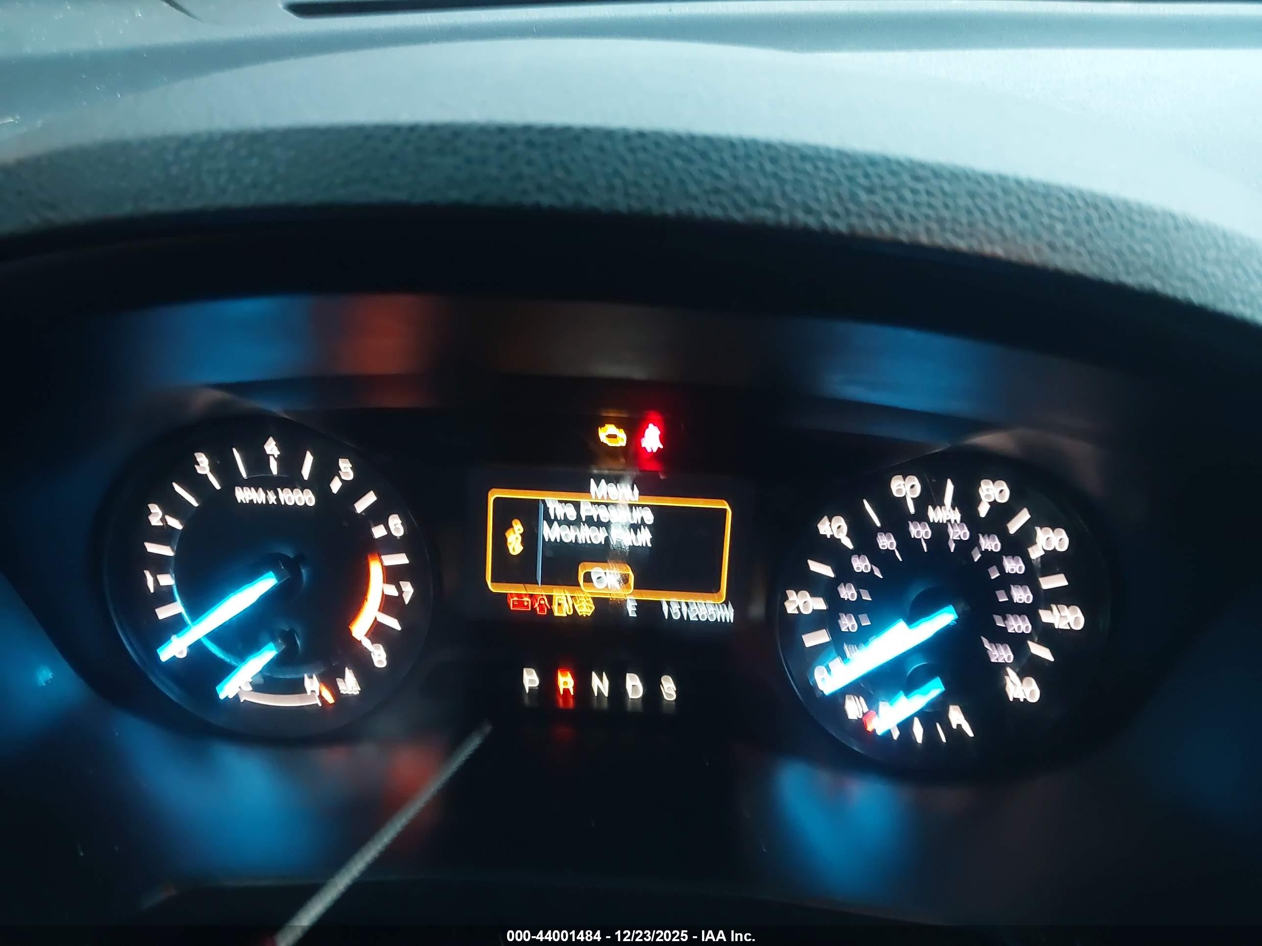 FORD EXPLORER image 7
