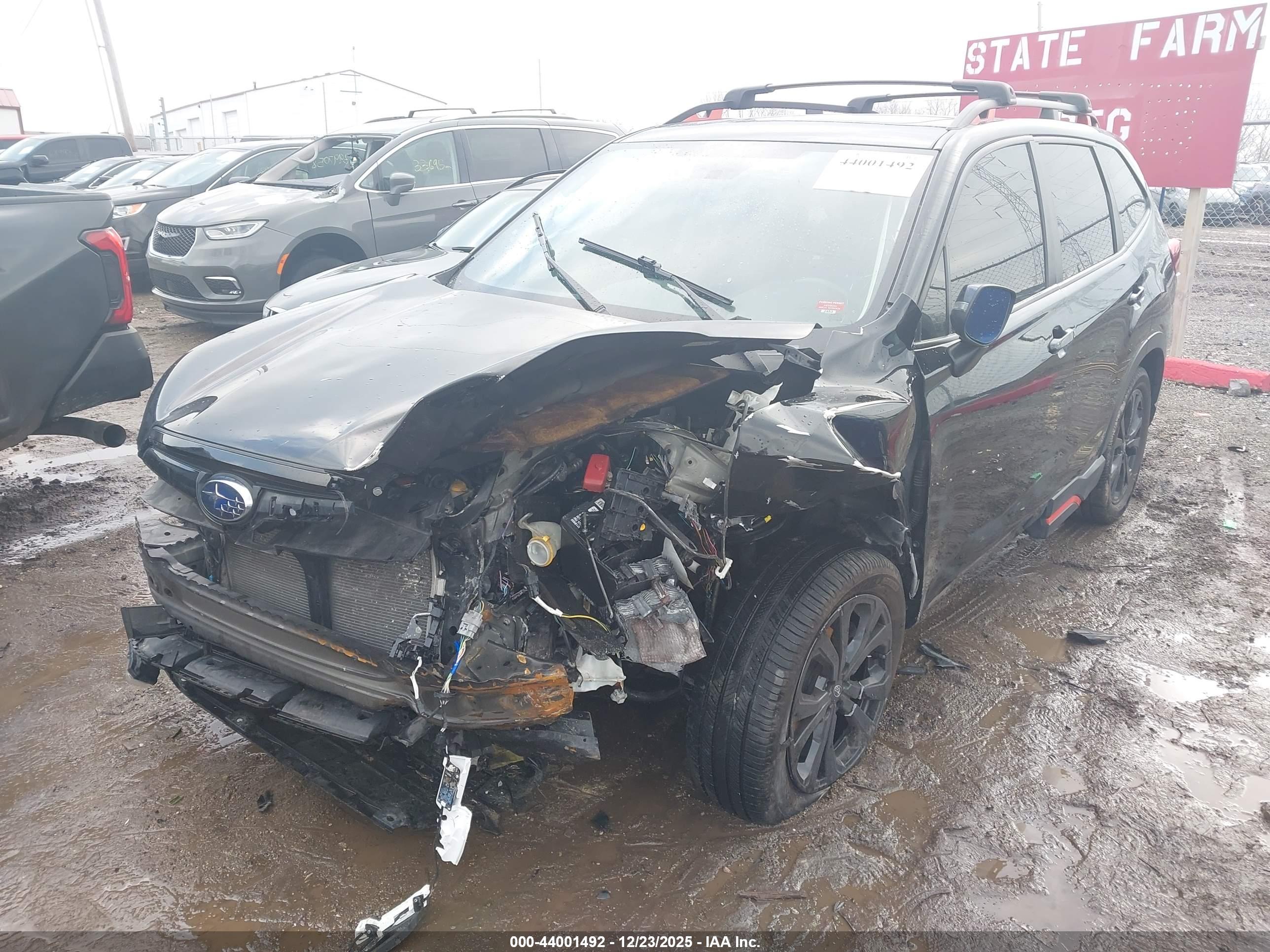SUBARU FORESTER image 6
