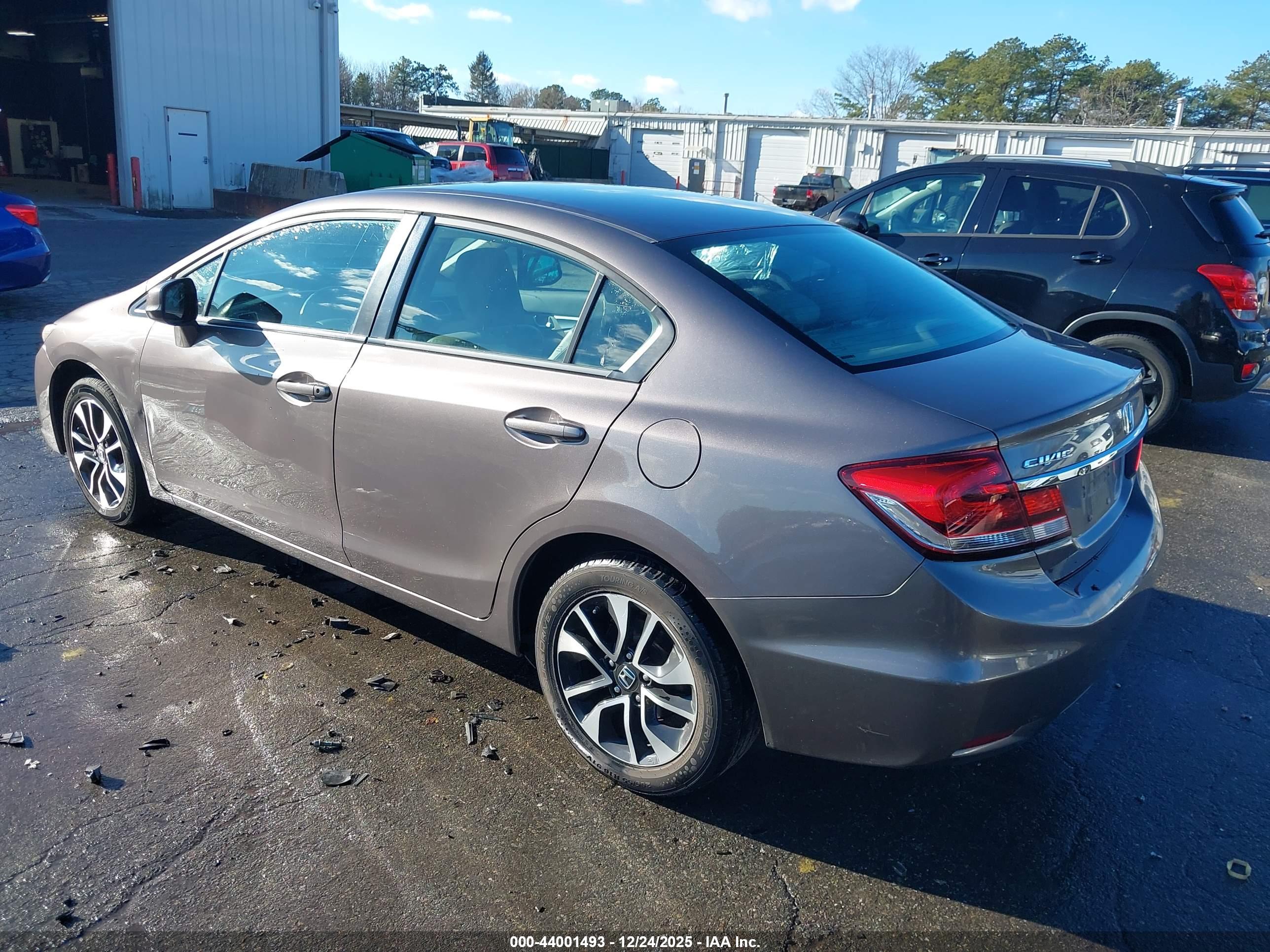 HONDA CIVIC image 3