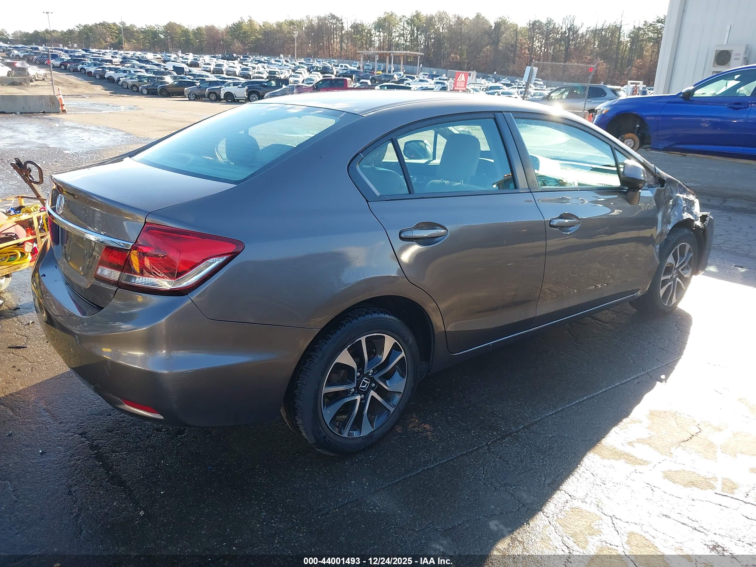 HONDA CIVIC image 4