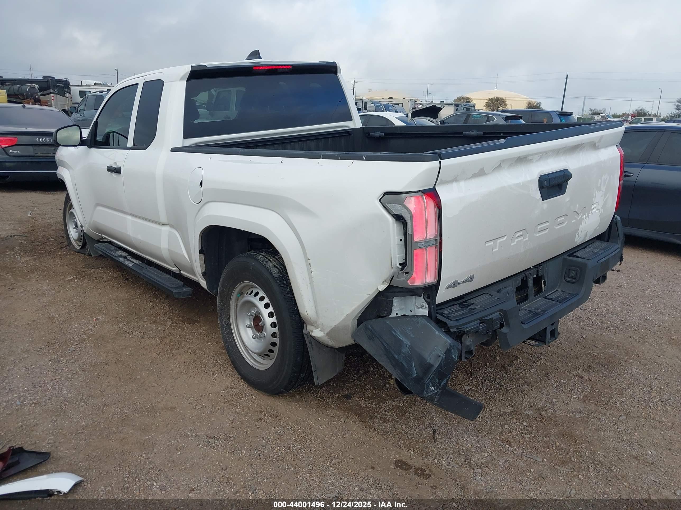 TOYOTA TACOMA image 3