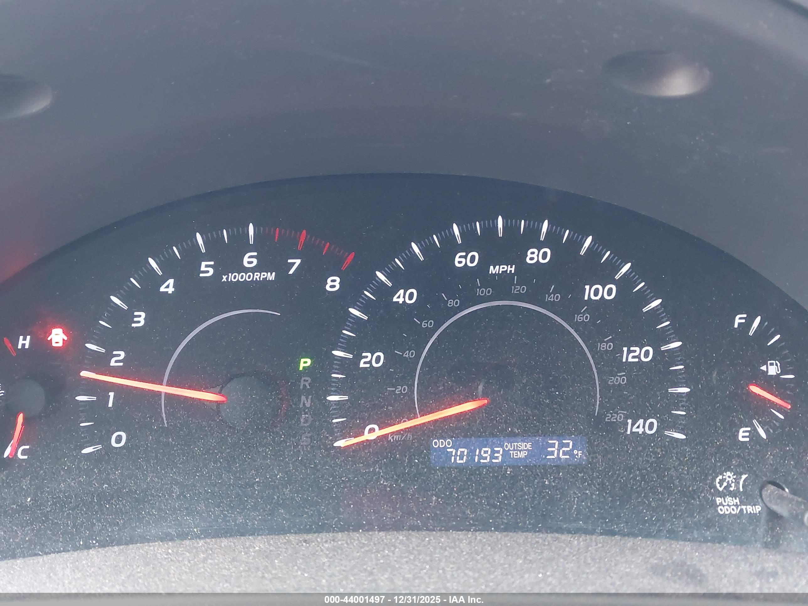 TOYOTA CAMRY image 7
