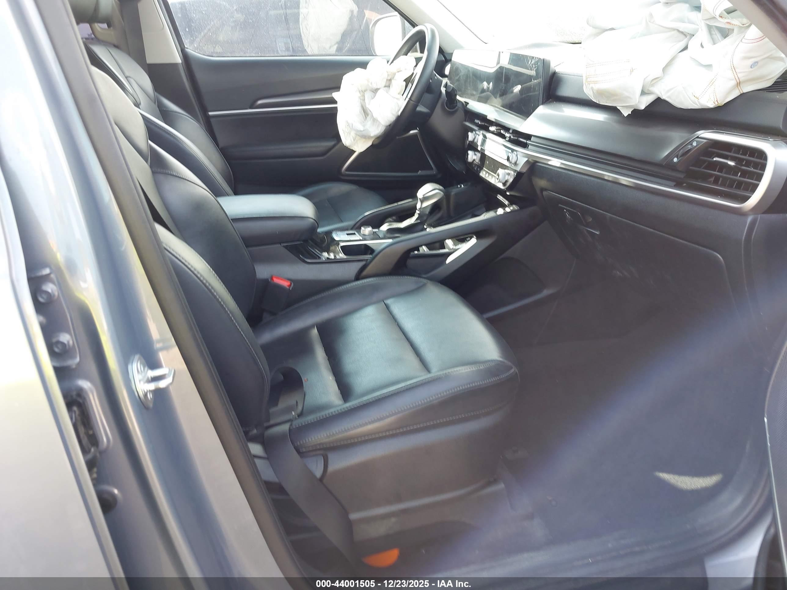 KIA TELLURIDE image 5