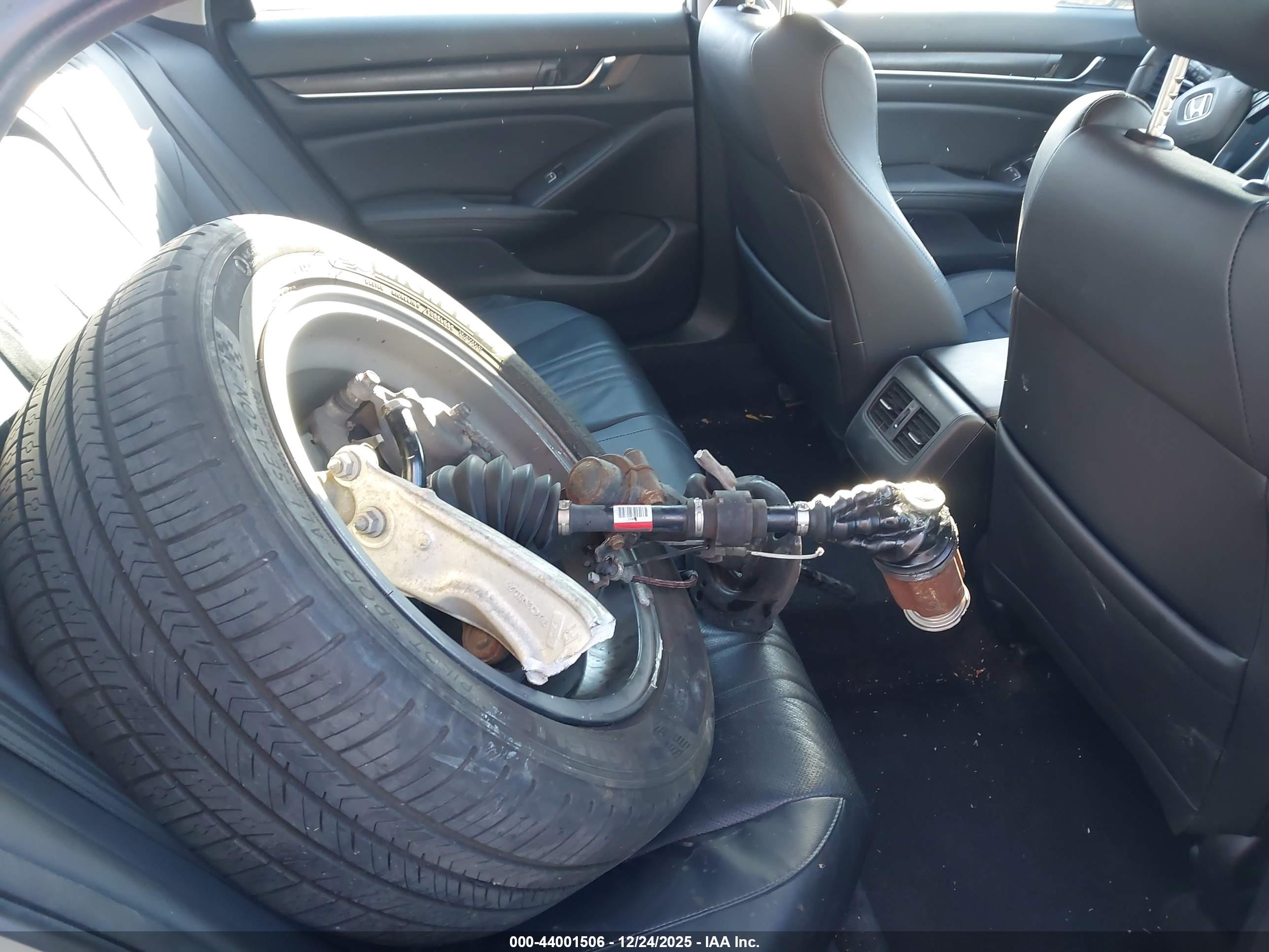 HONDA ACCORD image 8