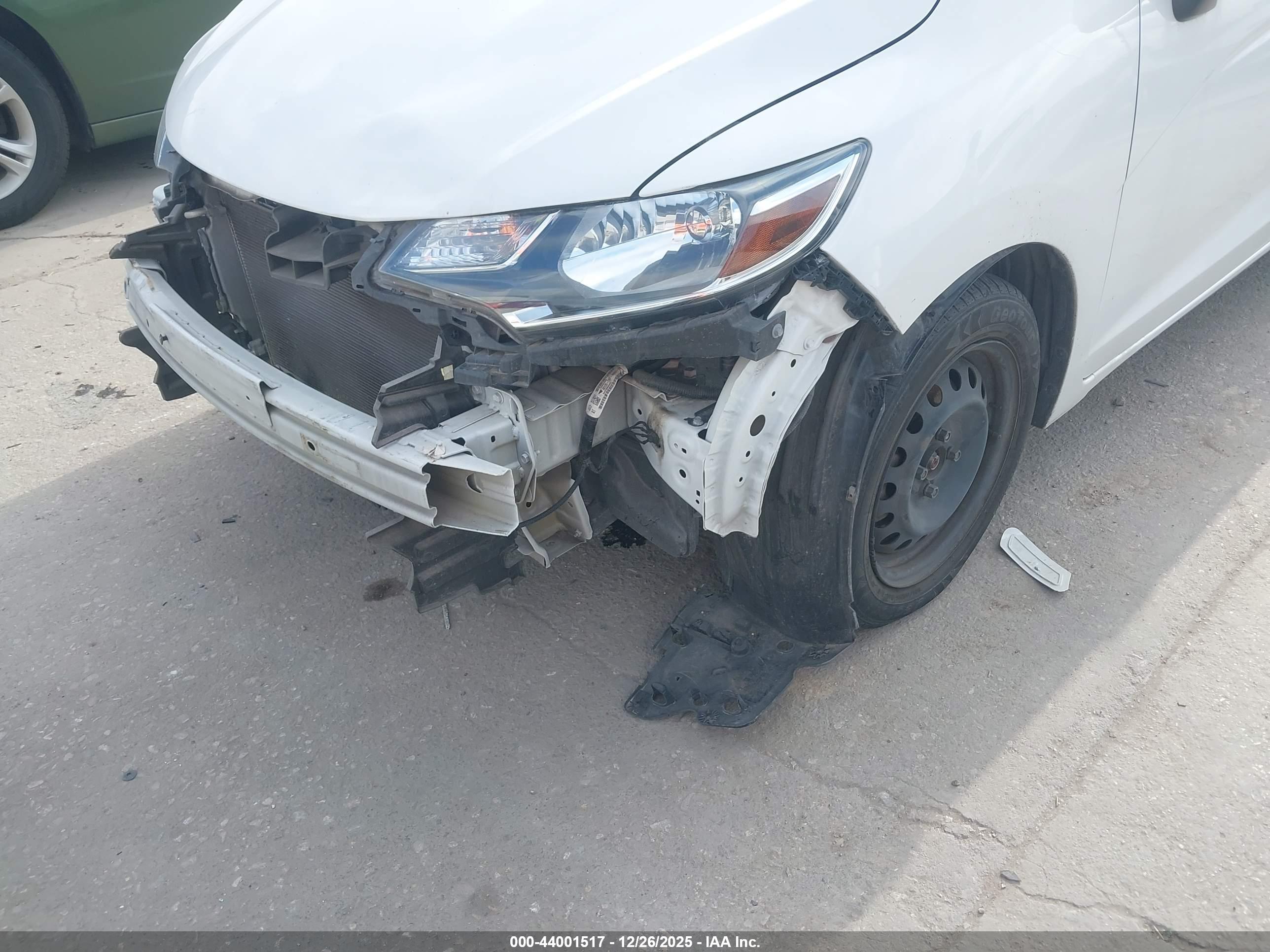 HONDA FIT image 6