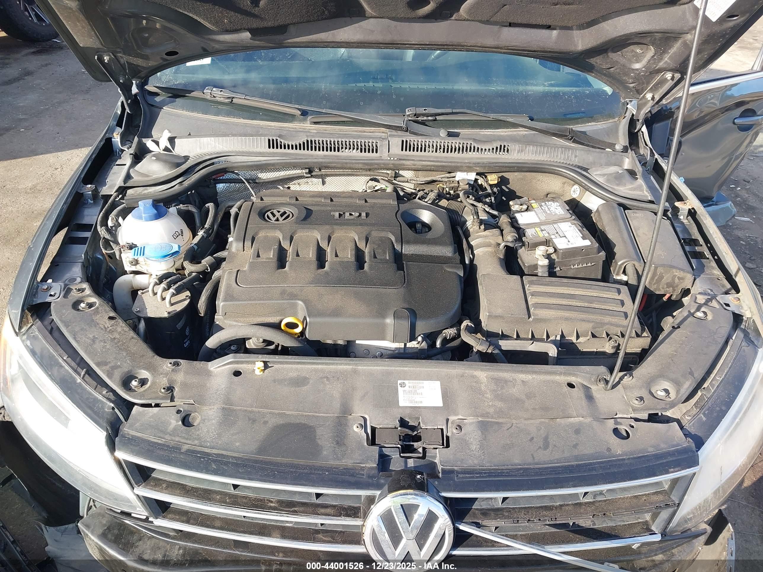 VOLKSWAGEN JETTA image 10