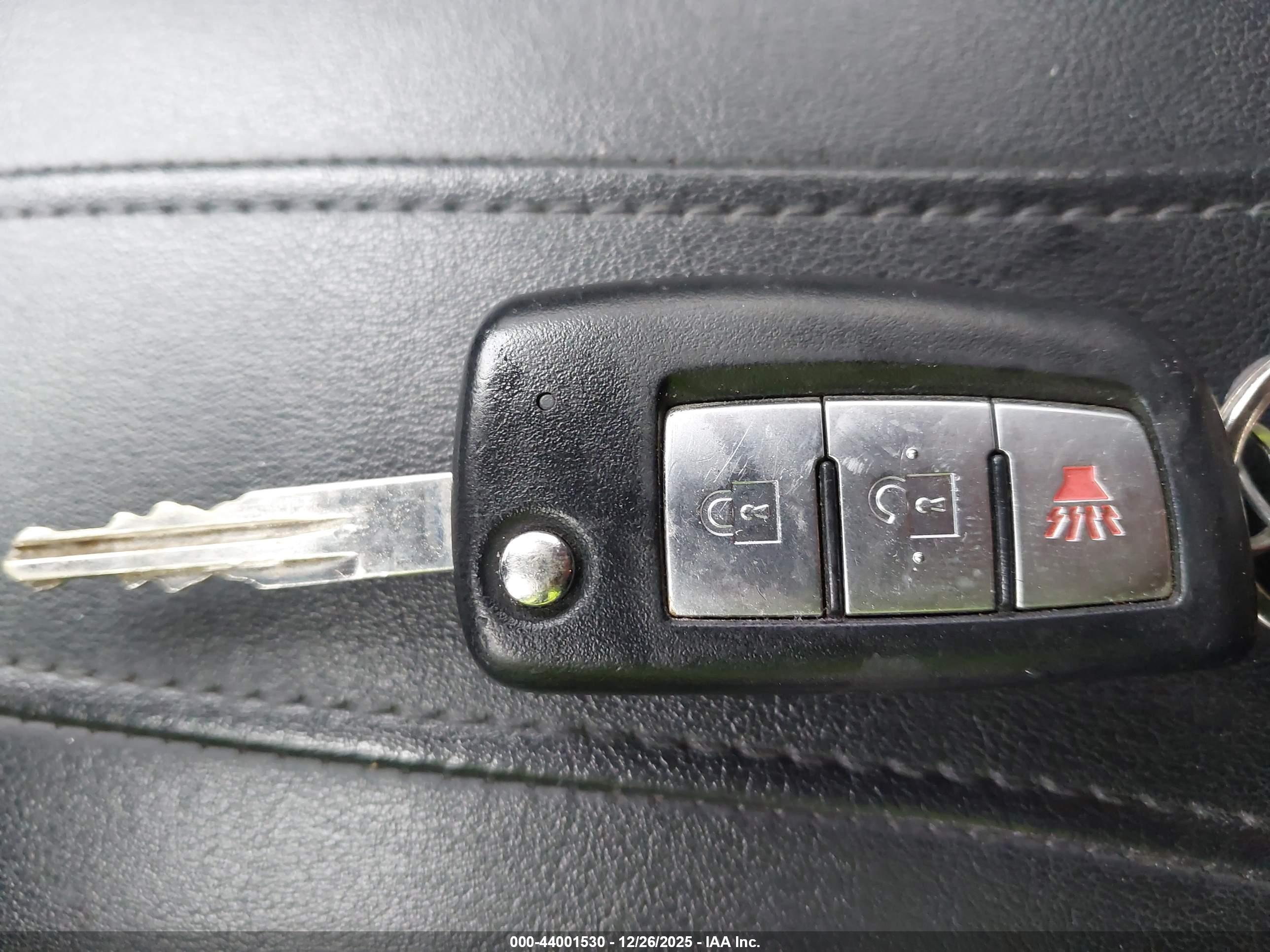 NISSAN ROGUE image 11