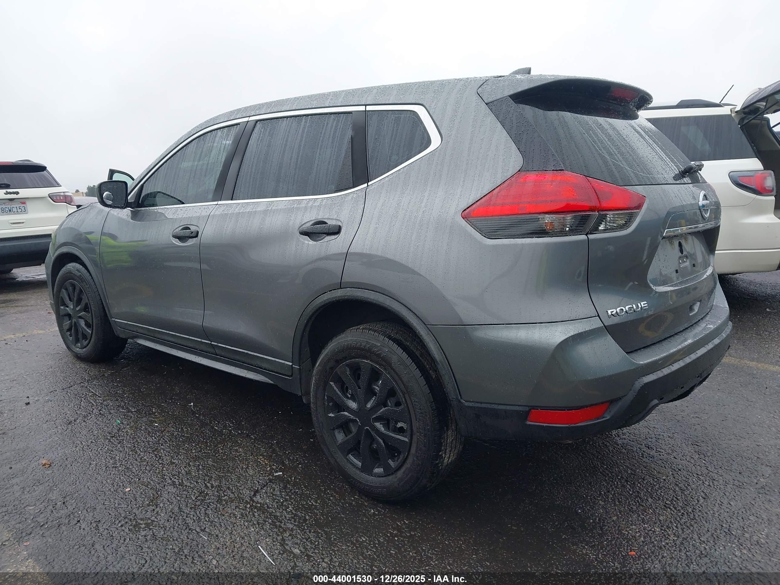 NISSAN ROGUE image 3