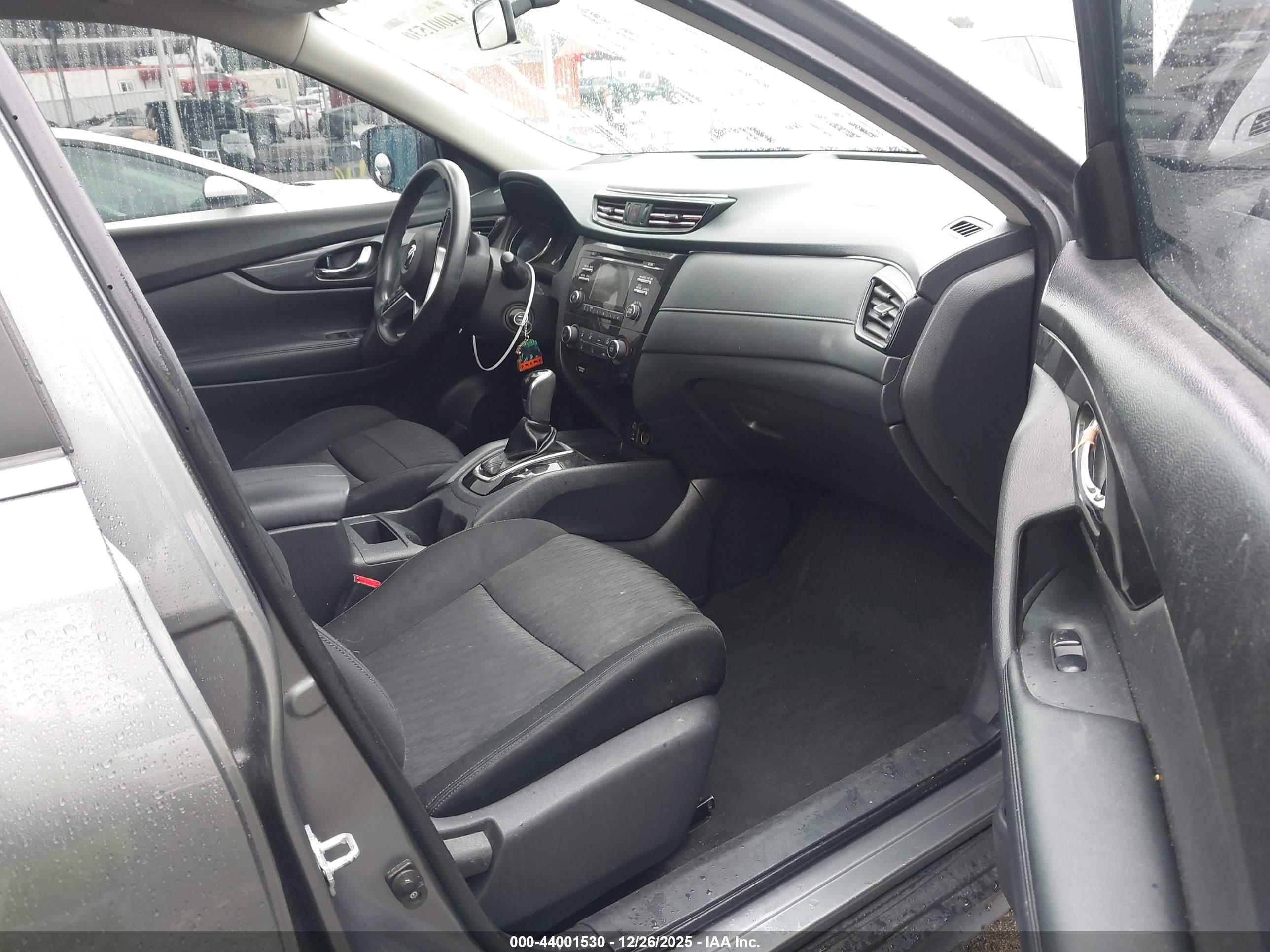 NISSAN ROGUE image 5