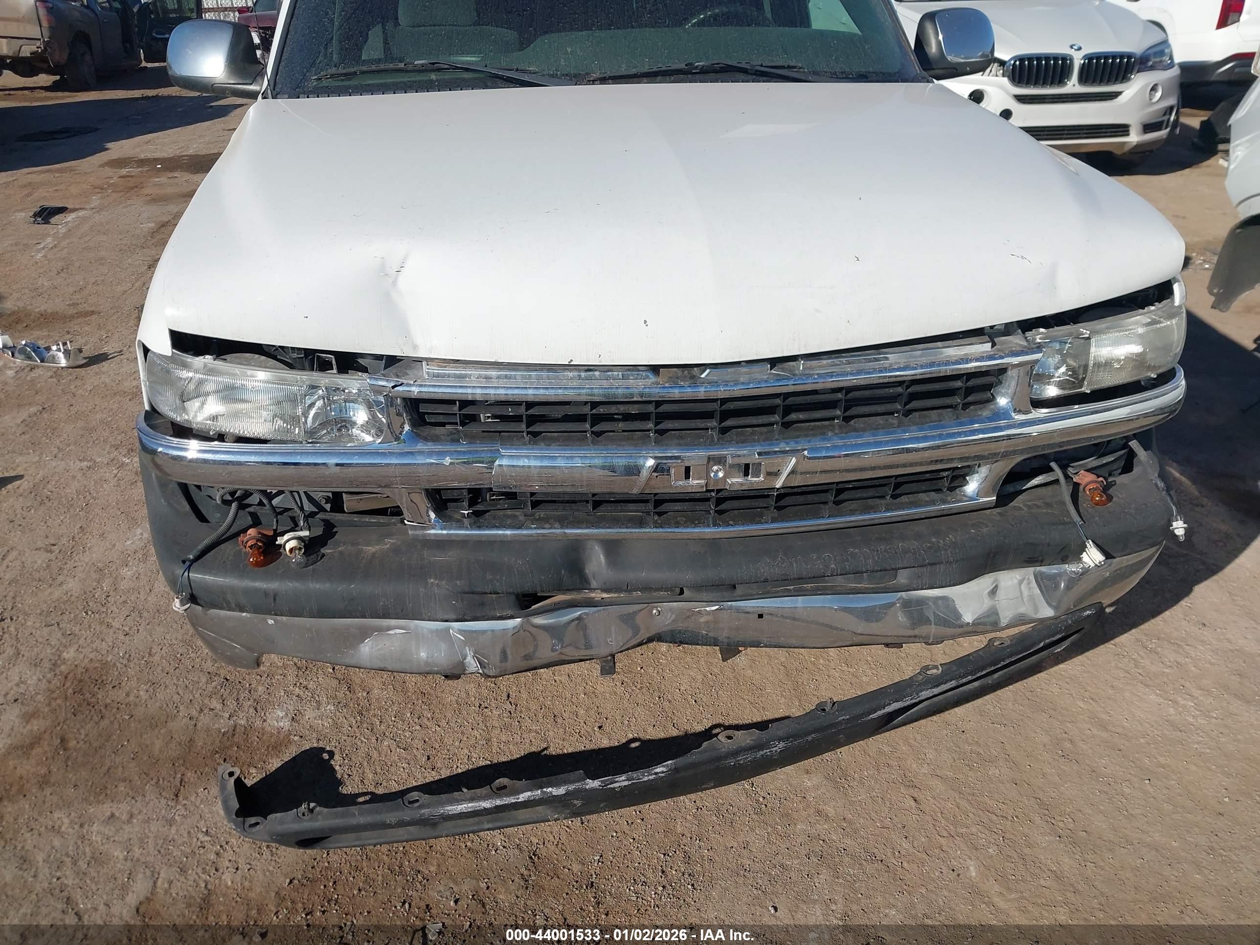 CHEVROLET SILVERADO image 6