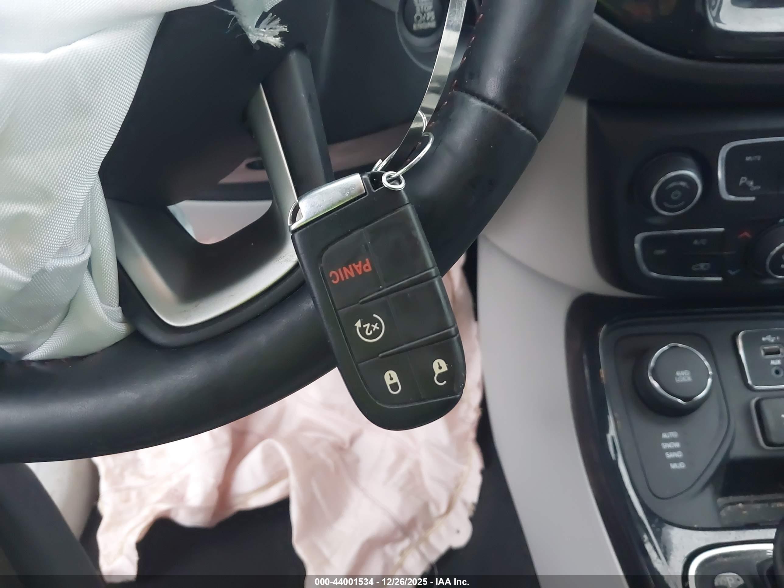 JEEP COMPASS image 11