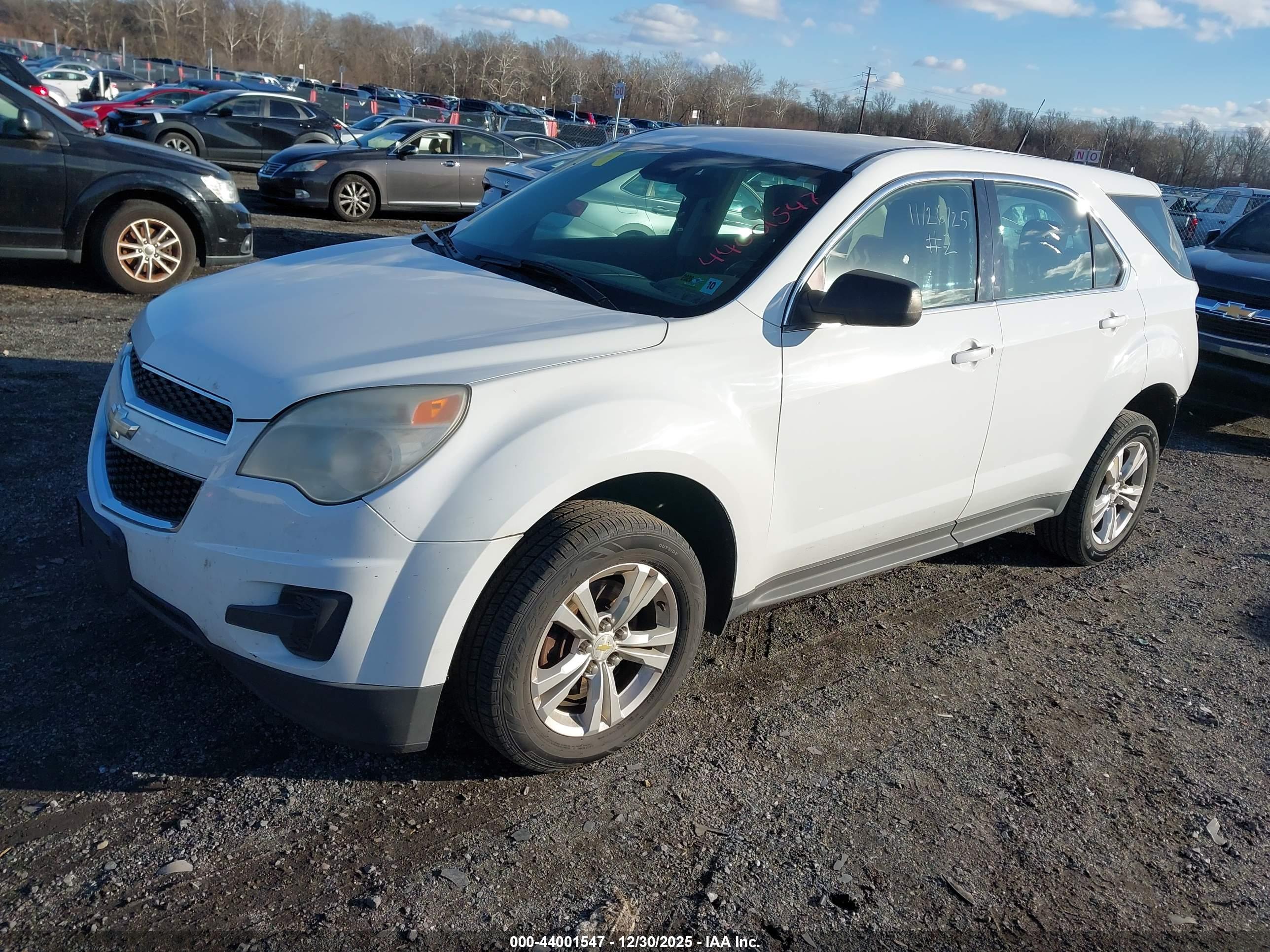 CHEVROLET EQUINOX image 2
