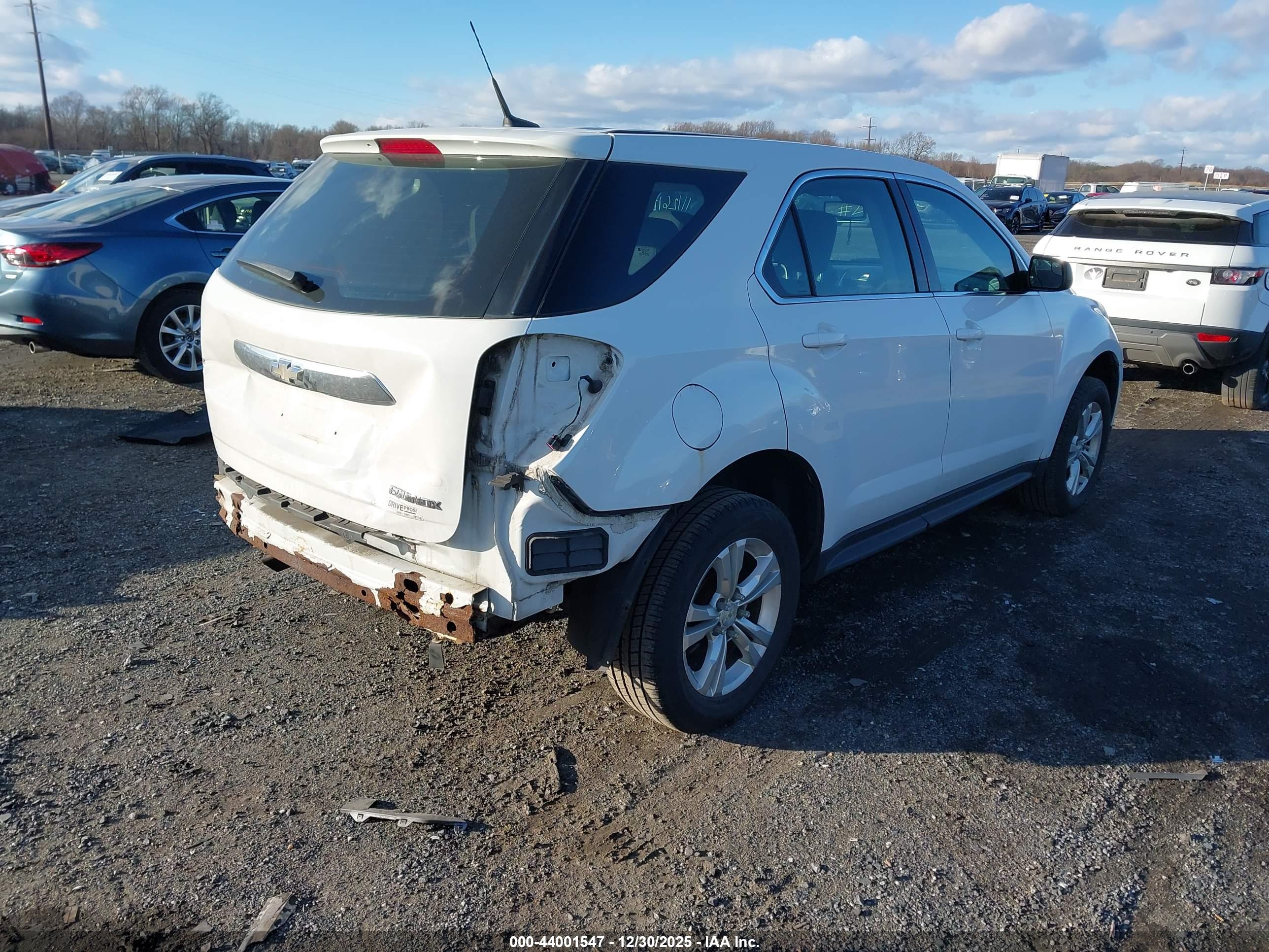 CHEVROLET EQUINOX image 4