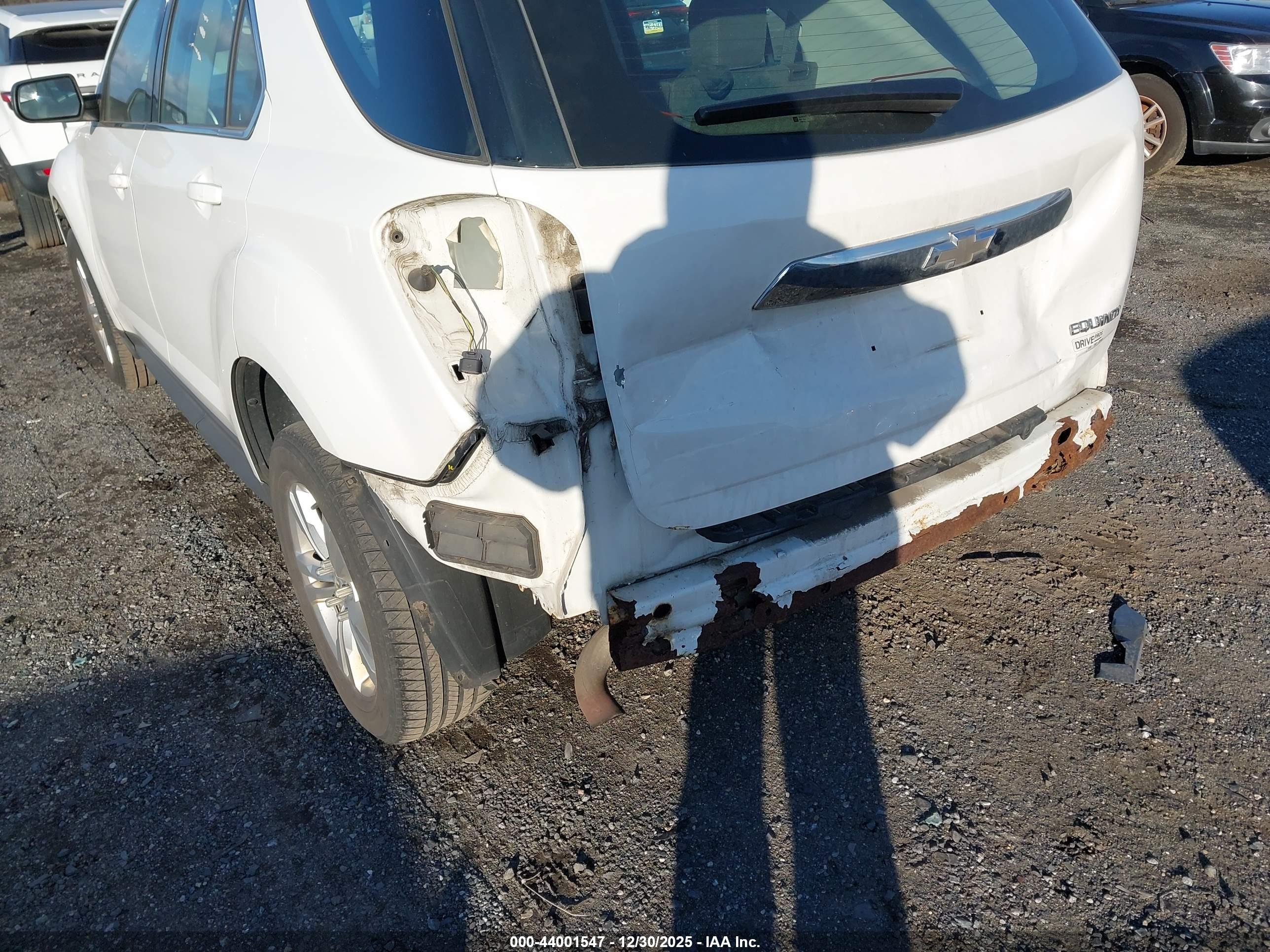 CHEVROLET EQUINOX image 6