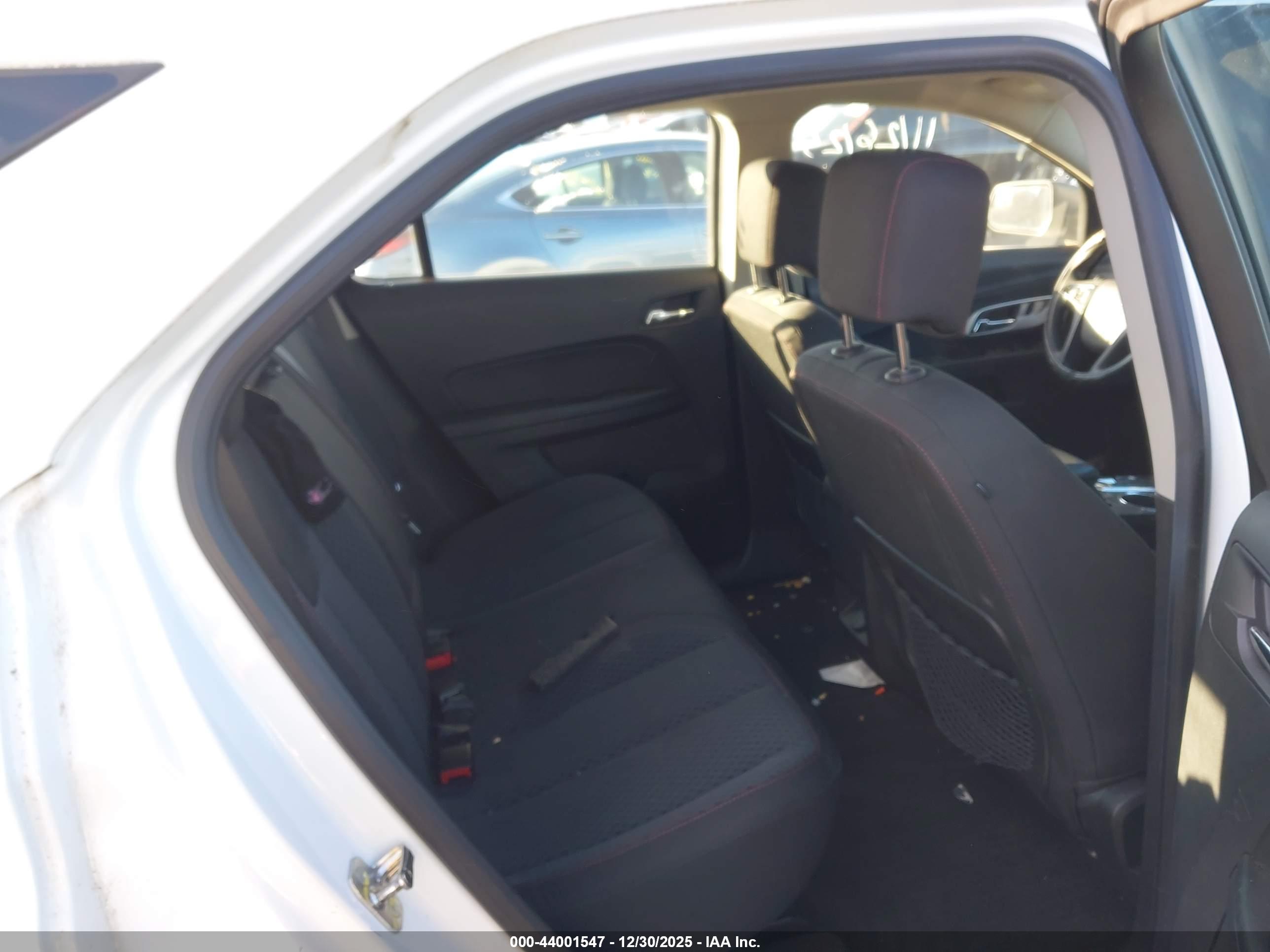 CHEVROLET EQUINOX image 8