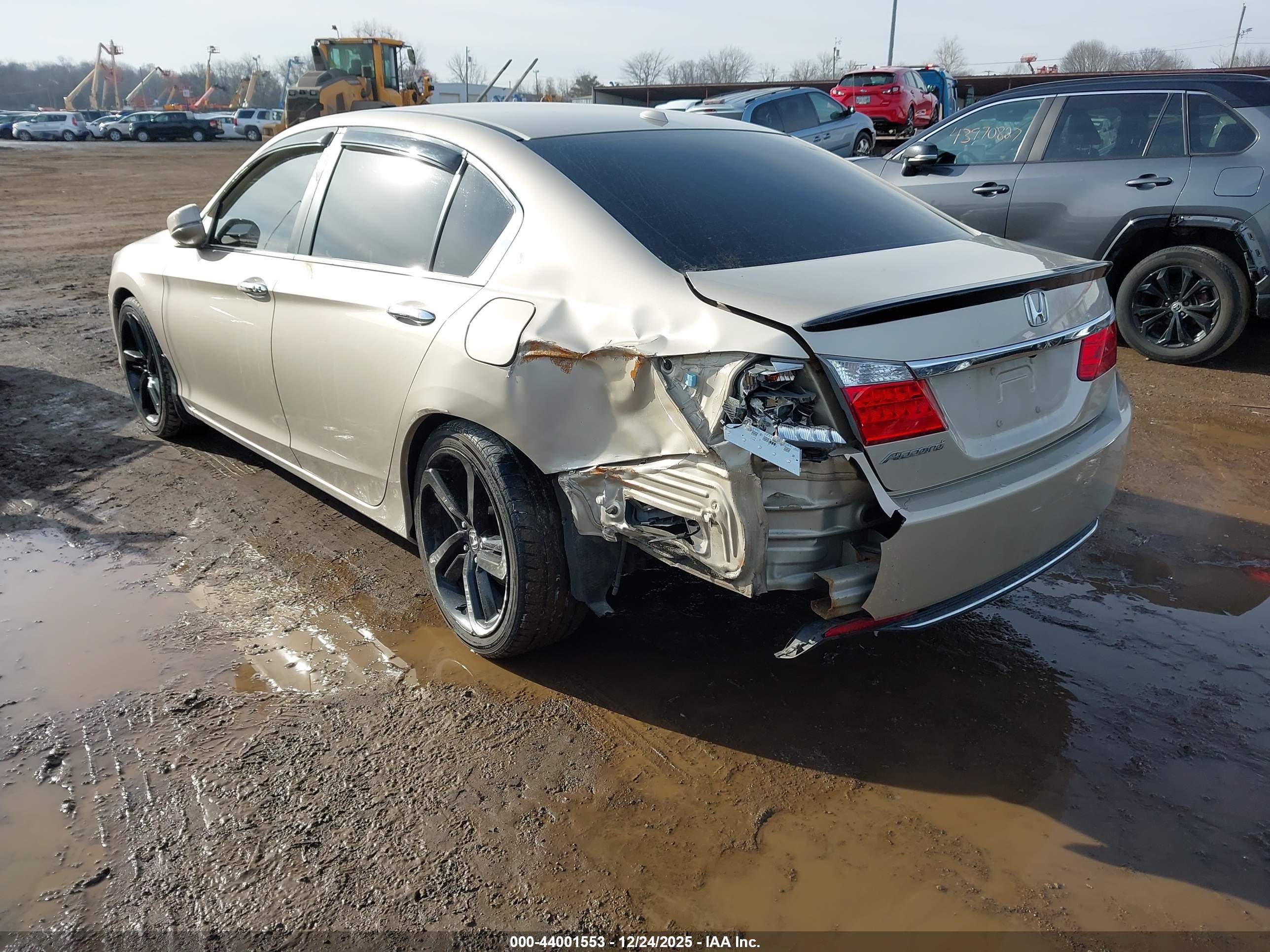 HONDA ACCORD image 6