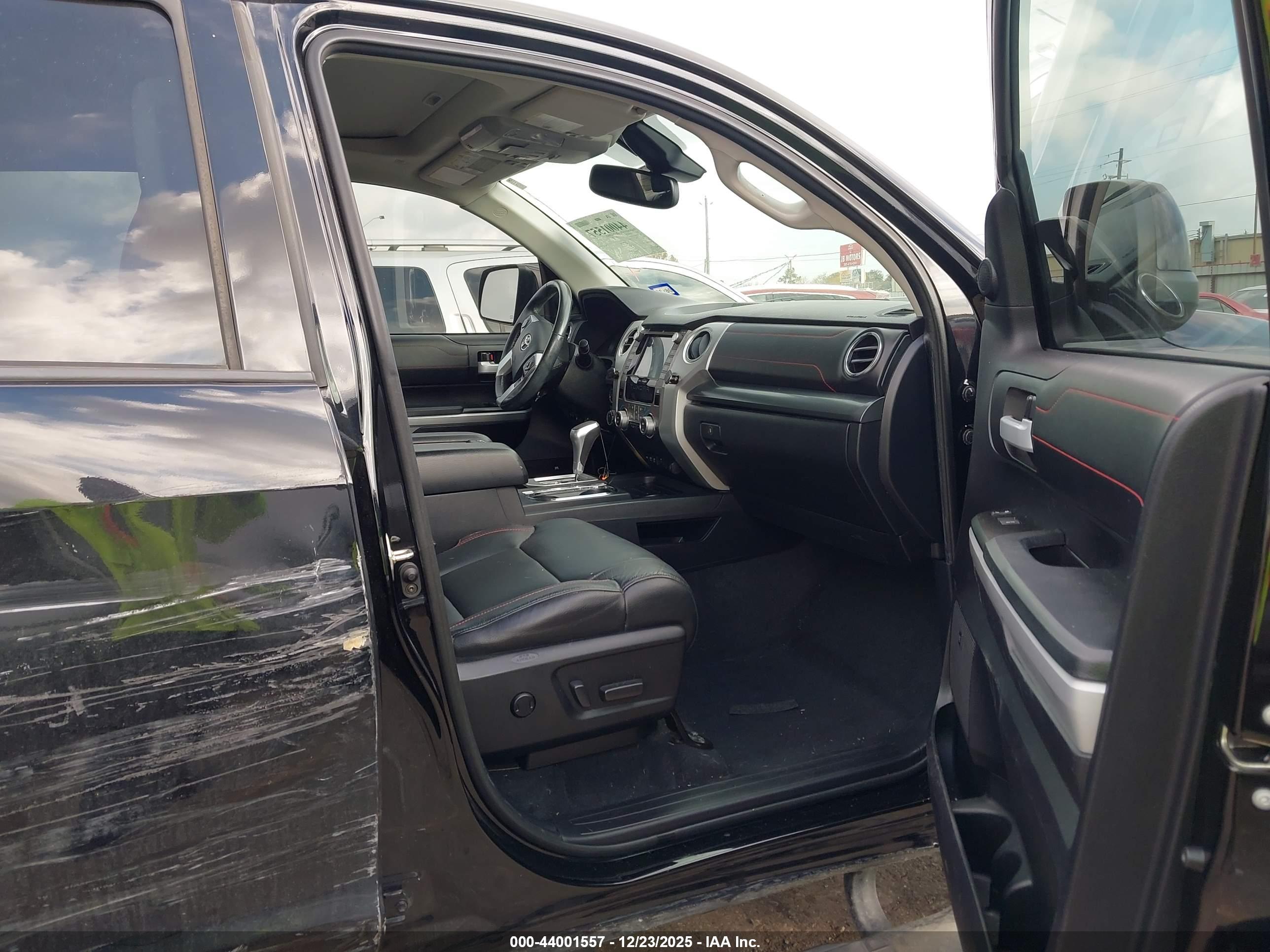 TOYOTA TUNDRA image 5
