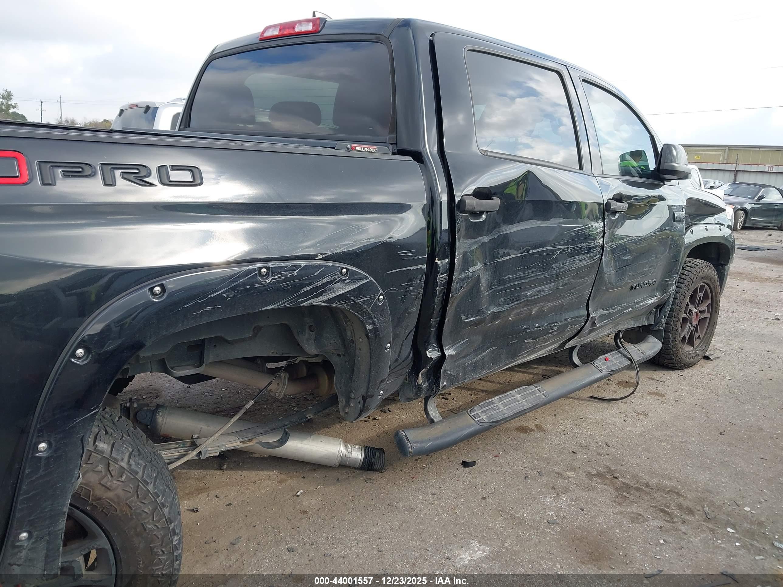 TOYOTA TUNDRA image 6