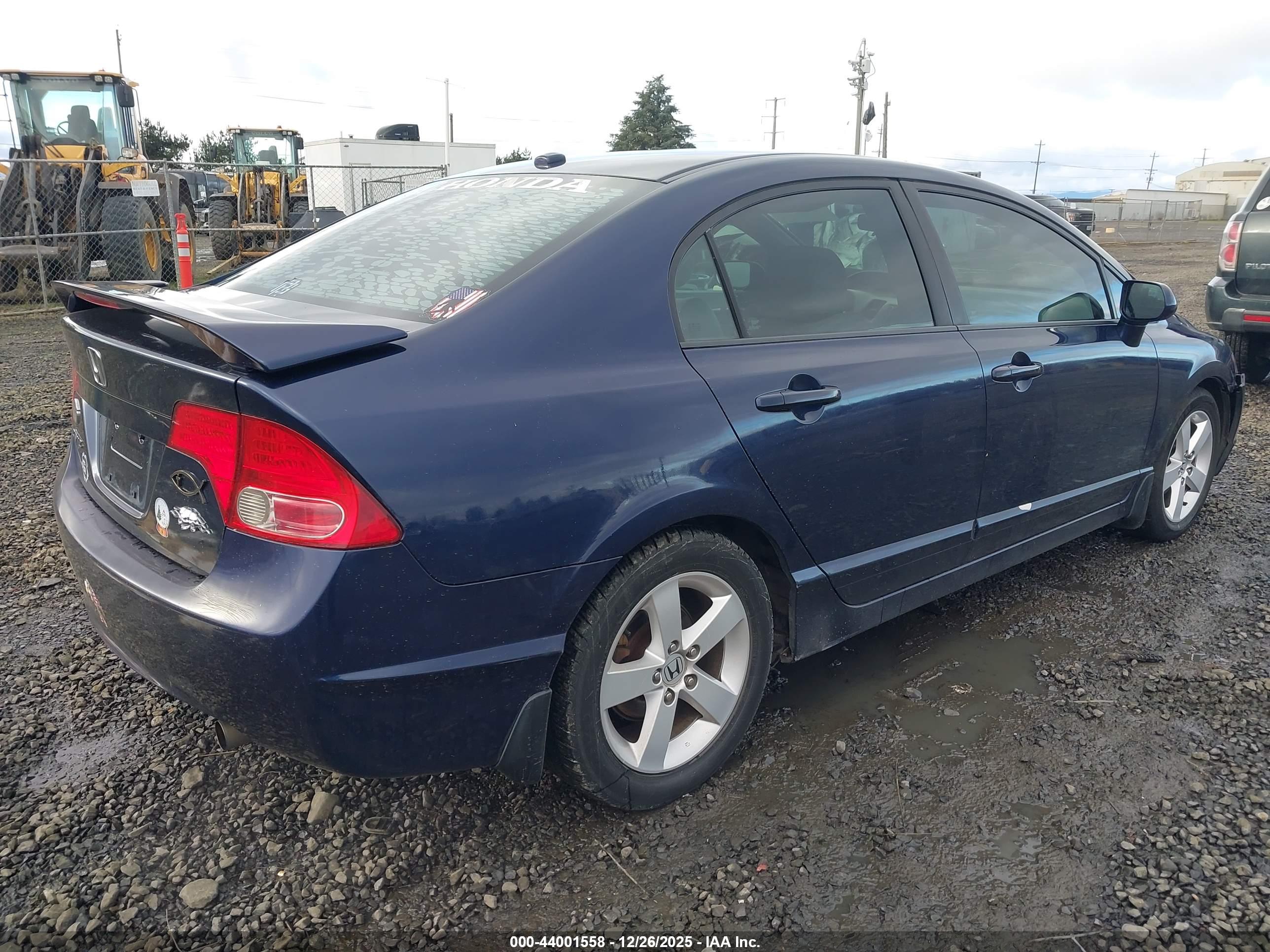 HONDA CIVIC image 4
