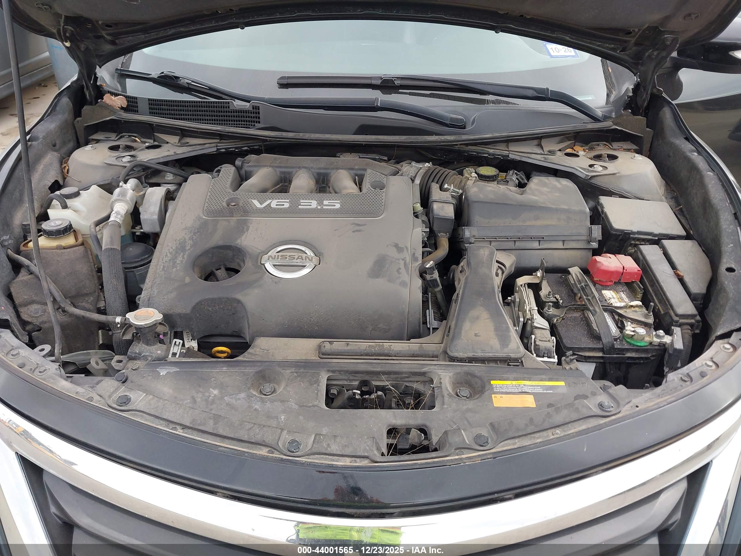 NISSAN ALTIMA image 10