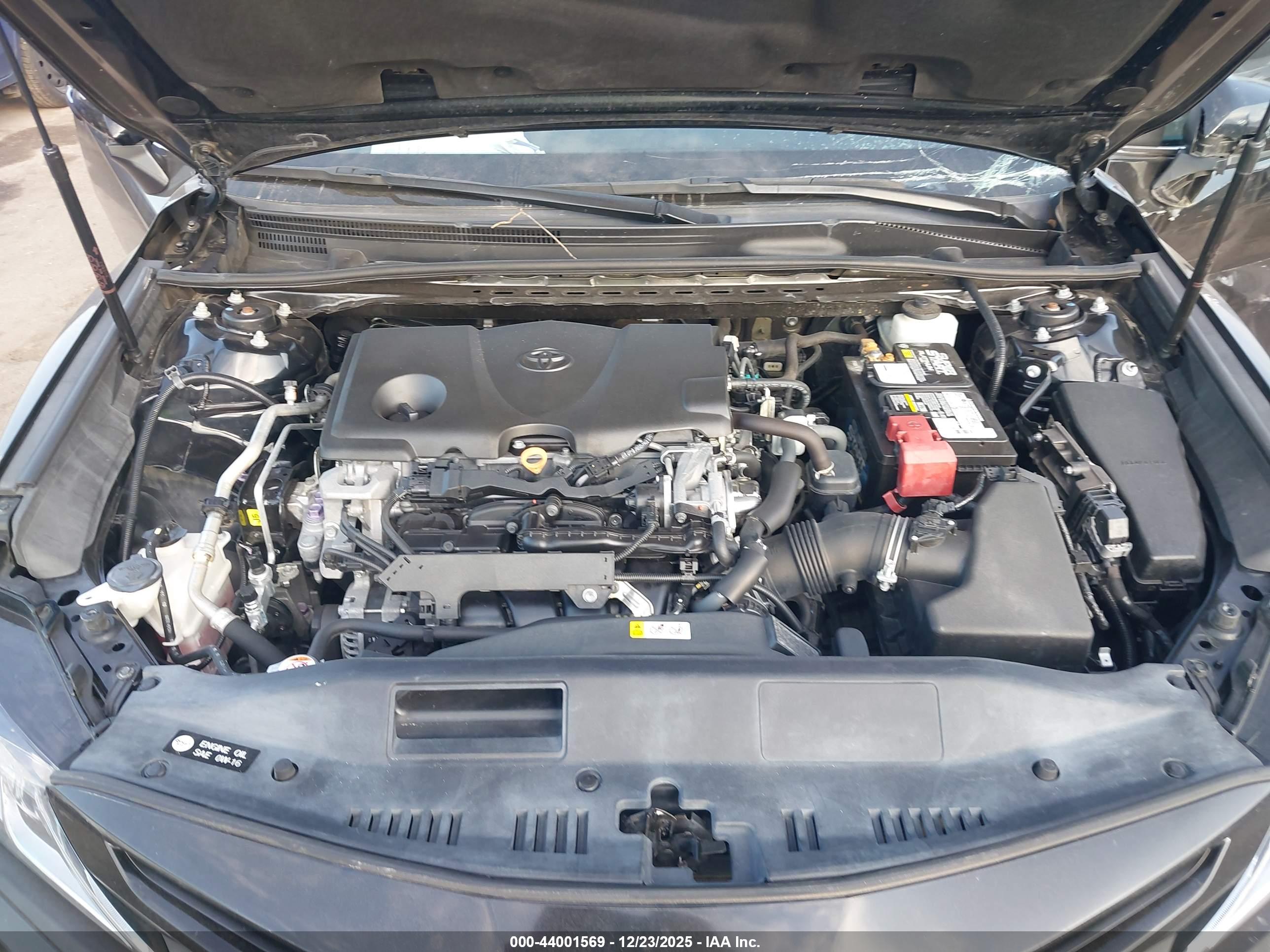 TOYOTA CAMRY image 10