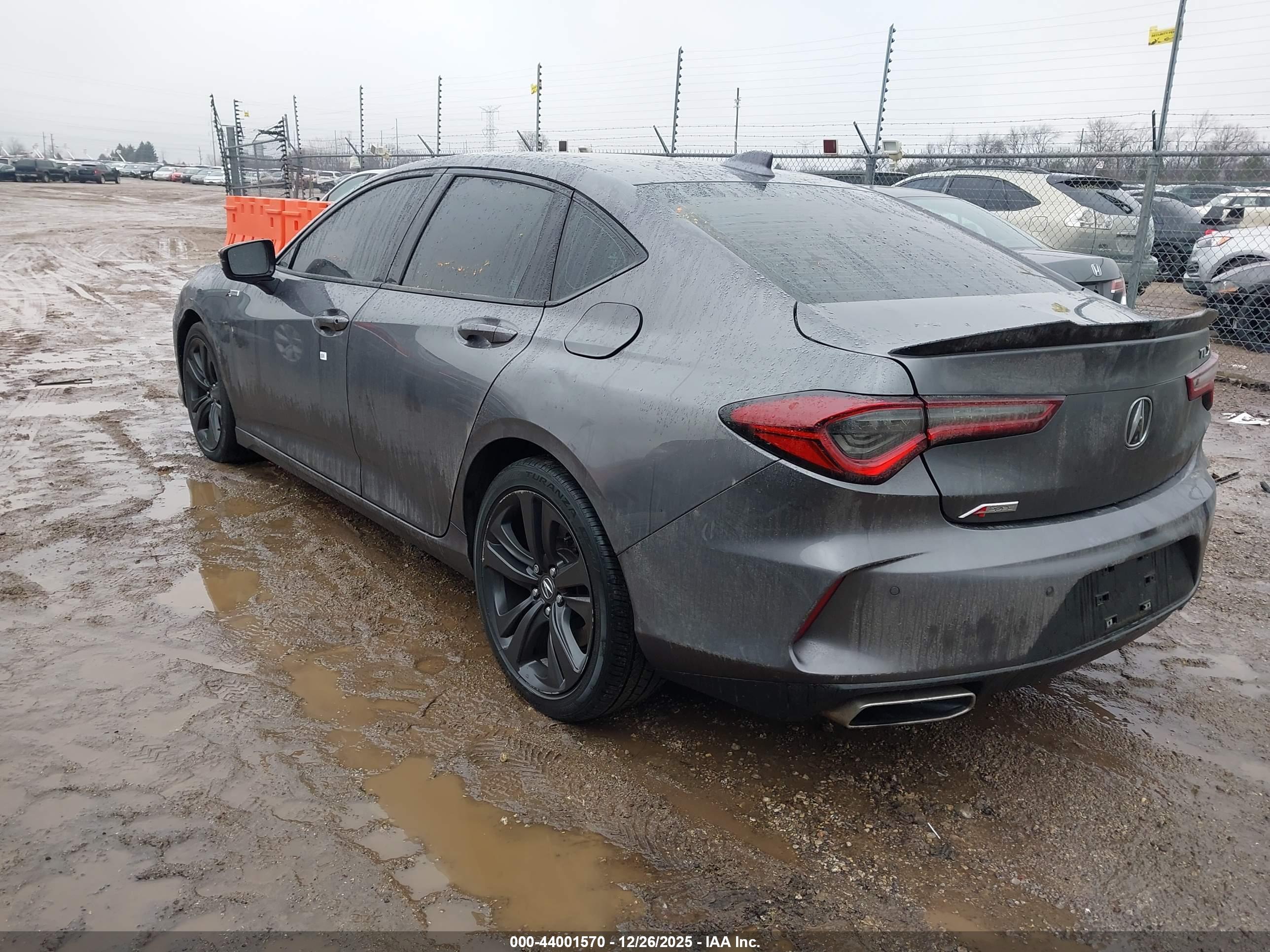 ACURA TLX image 3