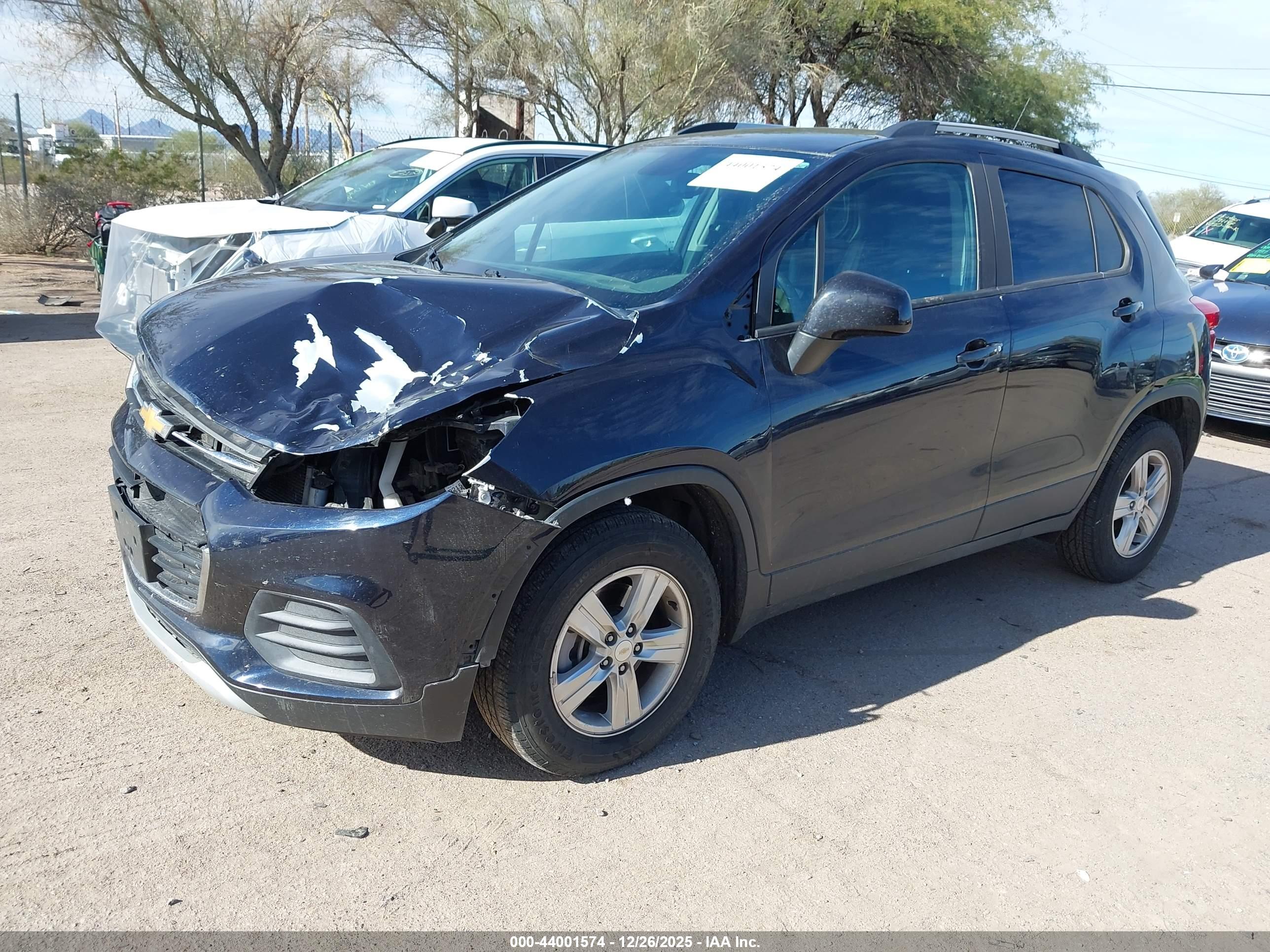 CHEVROLET TRAX image 2
