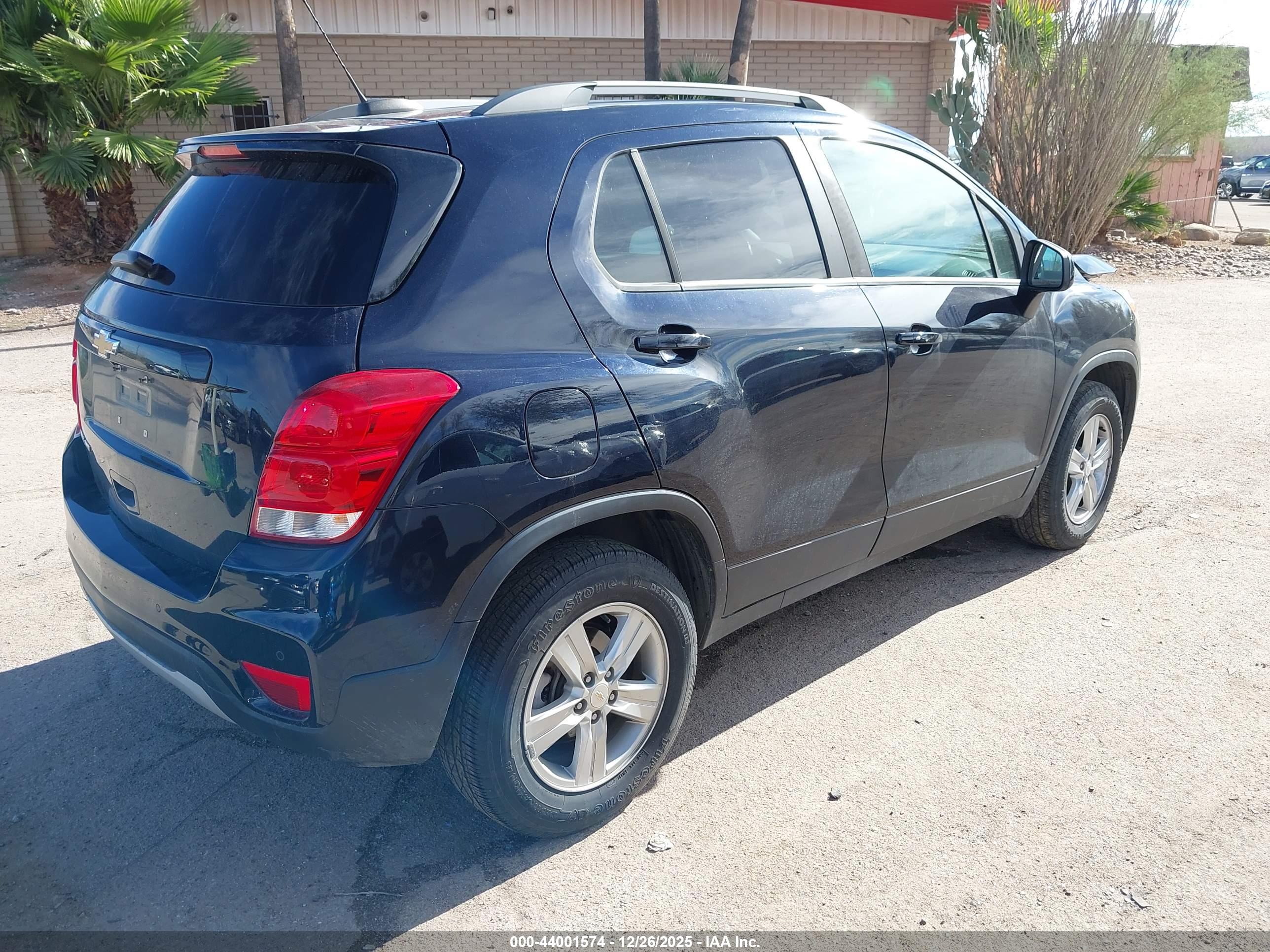 CHEVROLET TRAX image 4