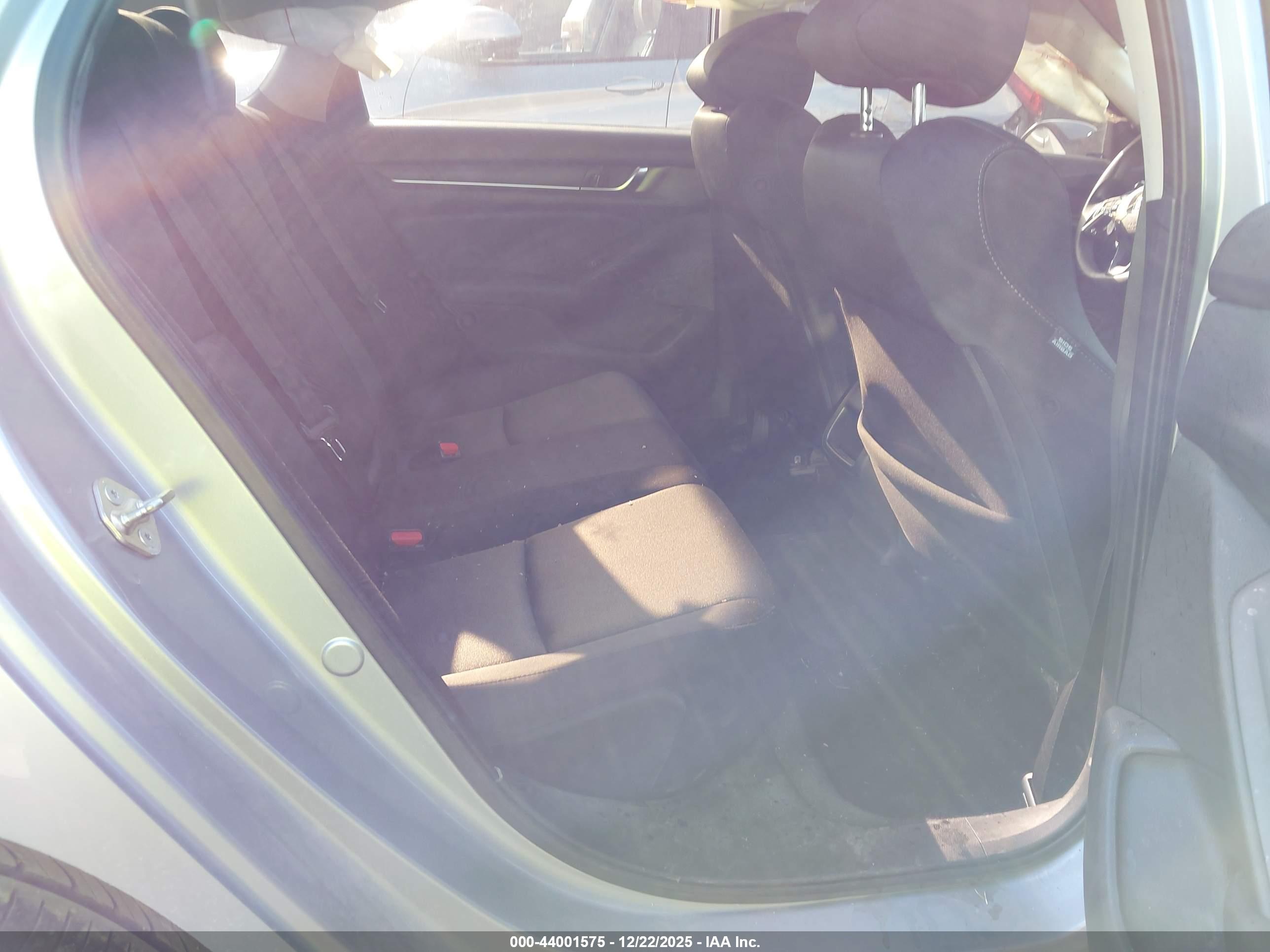 HONDA ACCORD image 8
