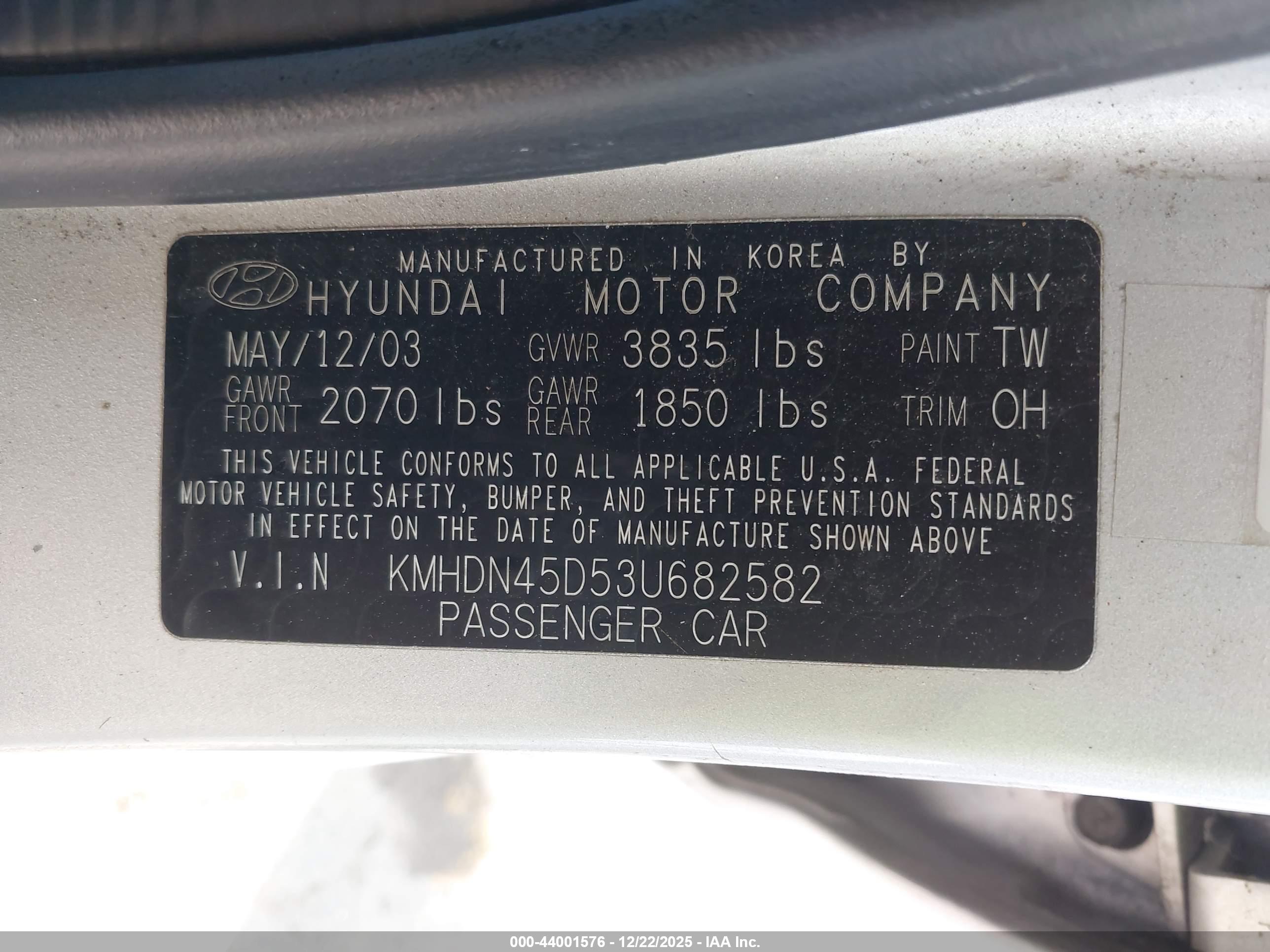 HYUNDAI ELANTRA image 9