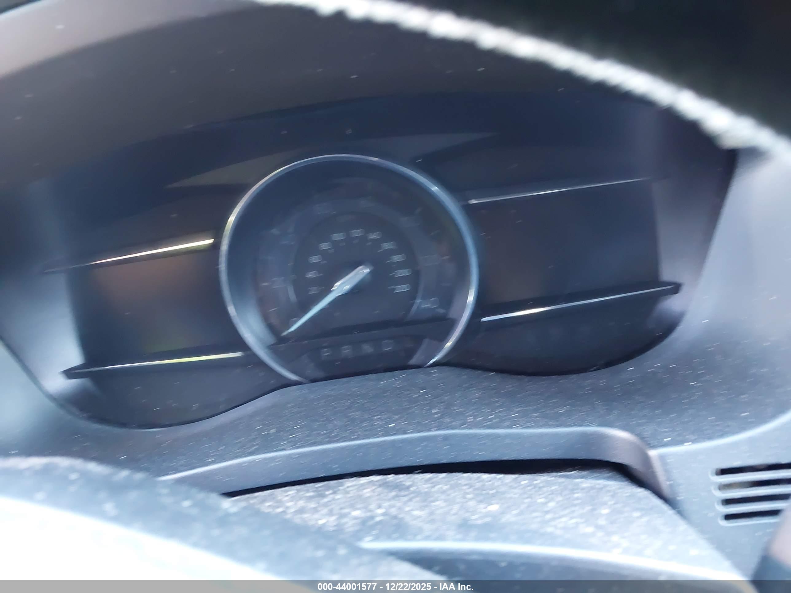 FORD EXPLORER image 7