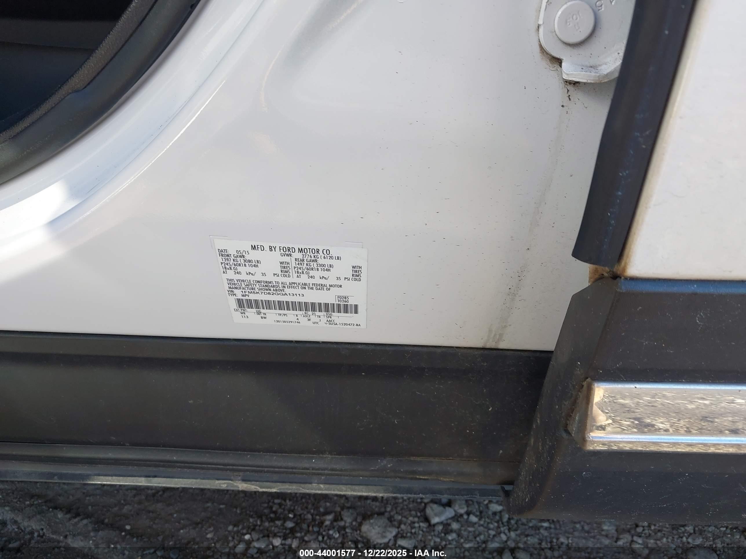 FORD EXPLORER image 9