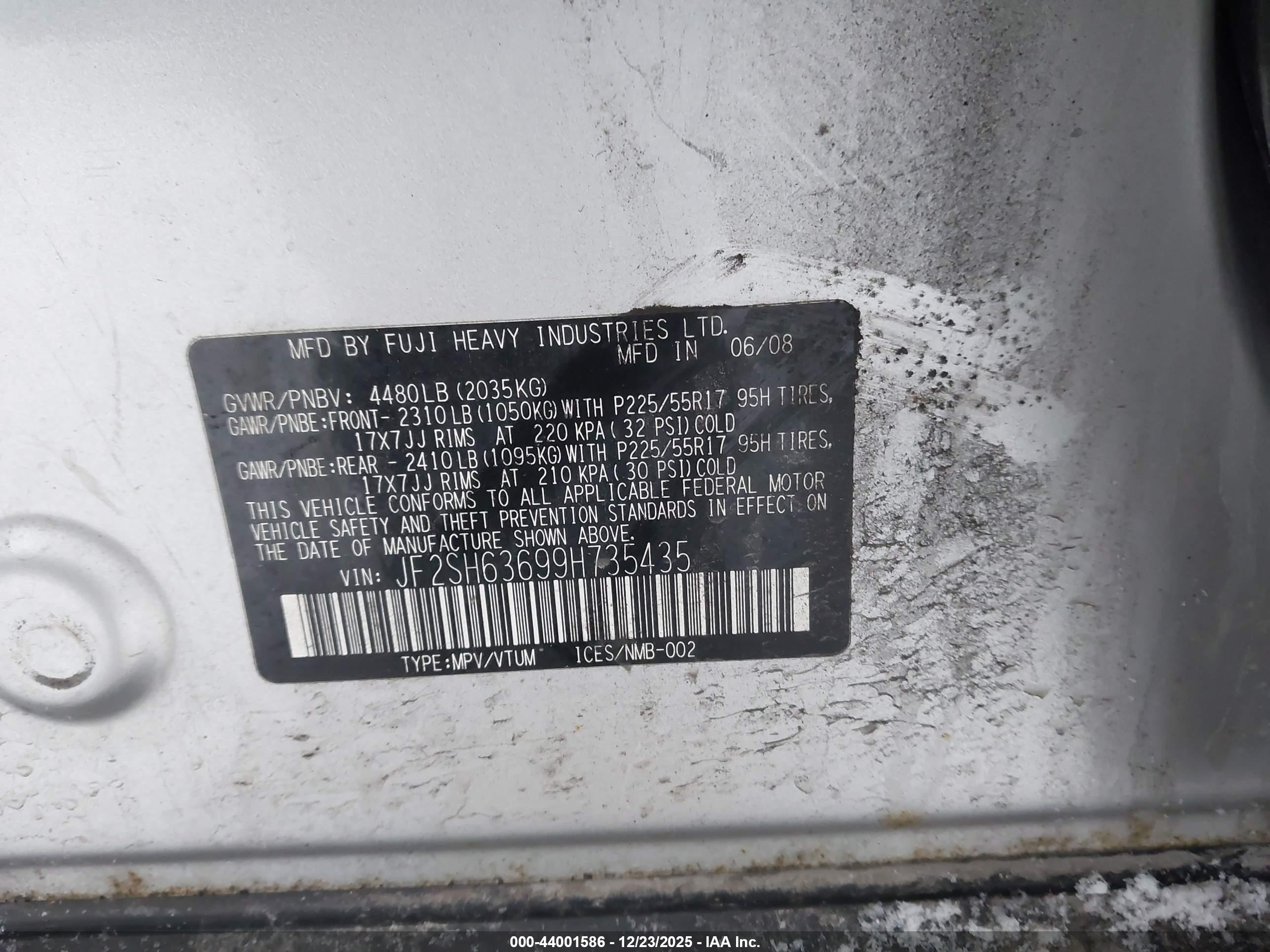 SUBARU FORESTER image 9