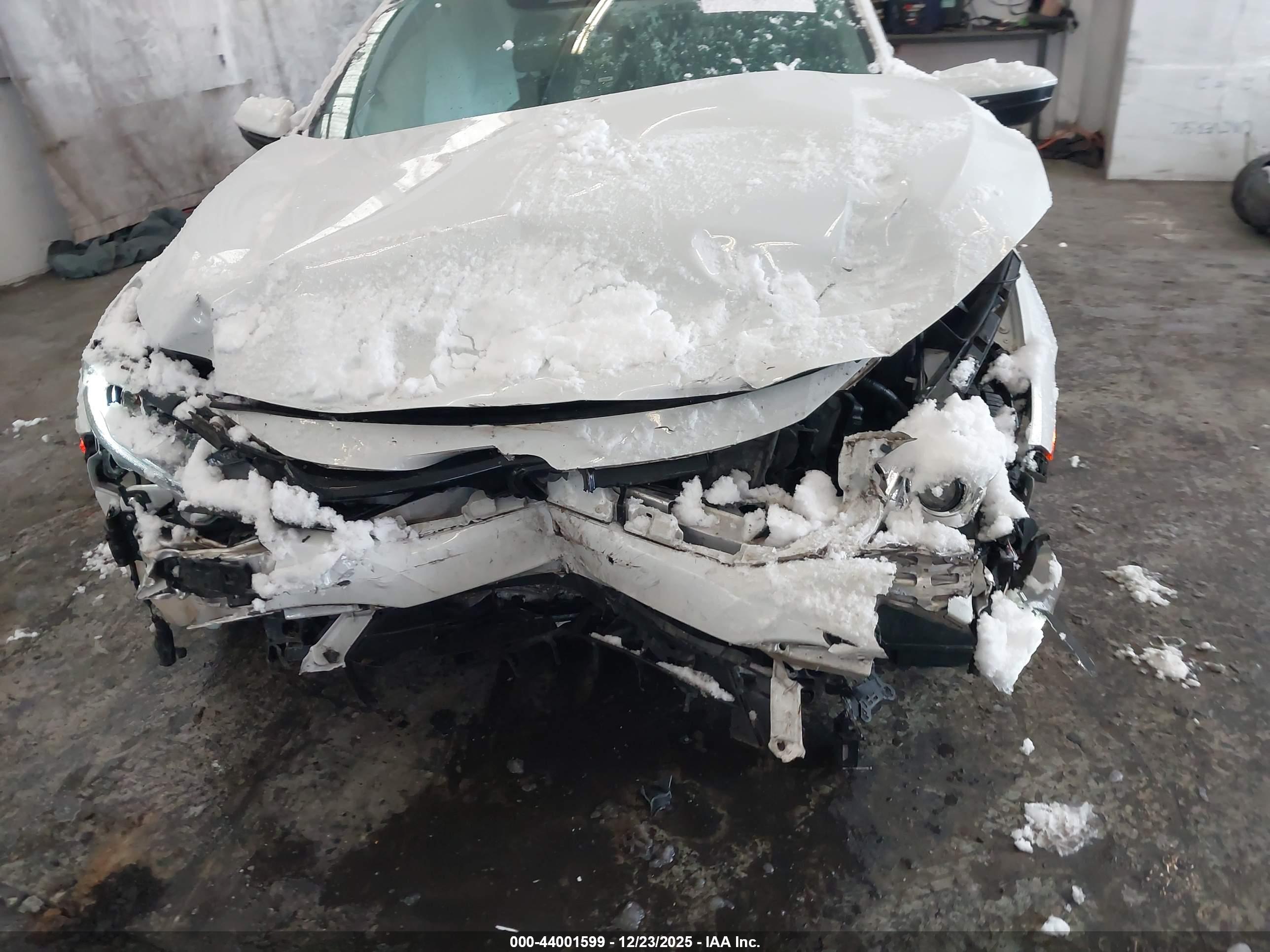 HONDA CIVIC image 6