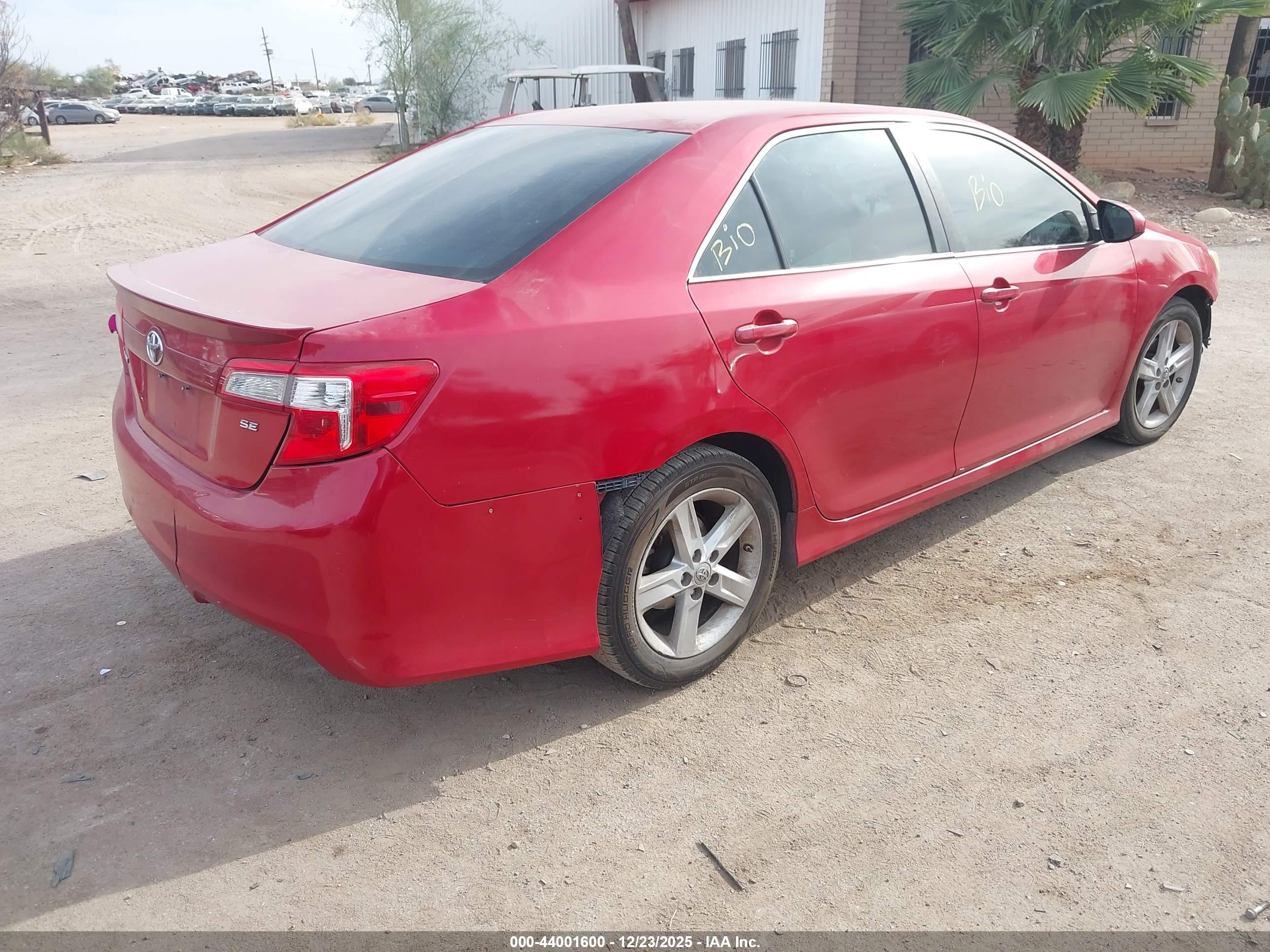 TOYOTA CAMRY image 4