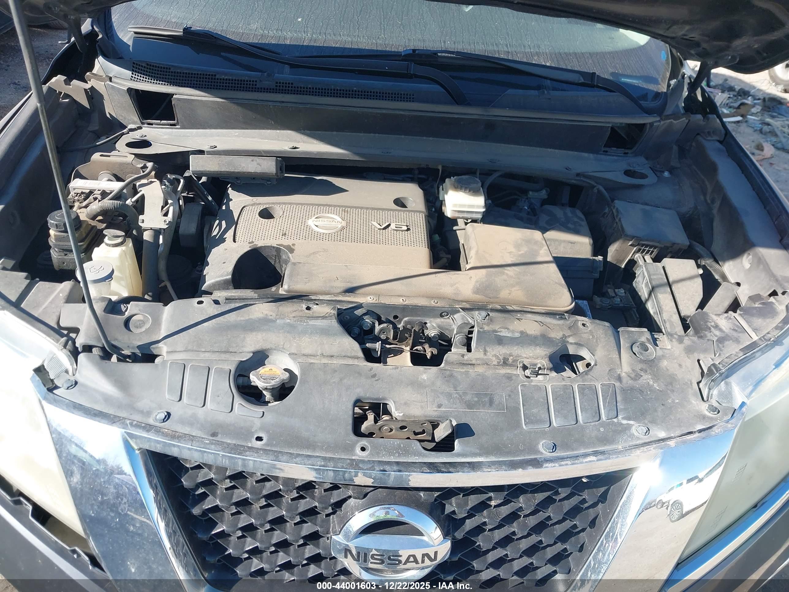 NISSAN PATHFINDER image 10