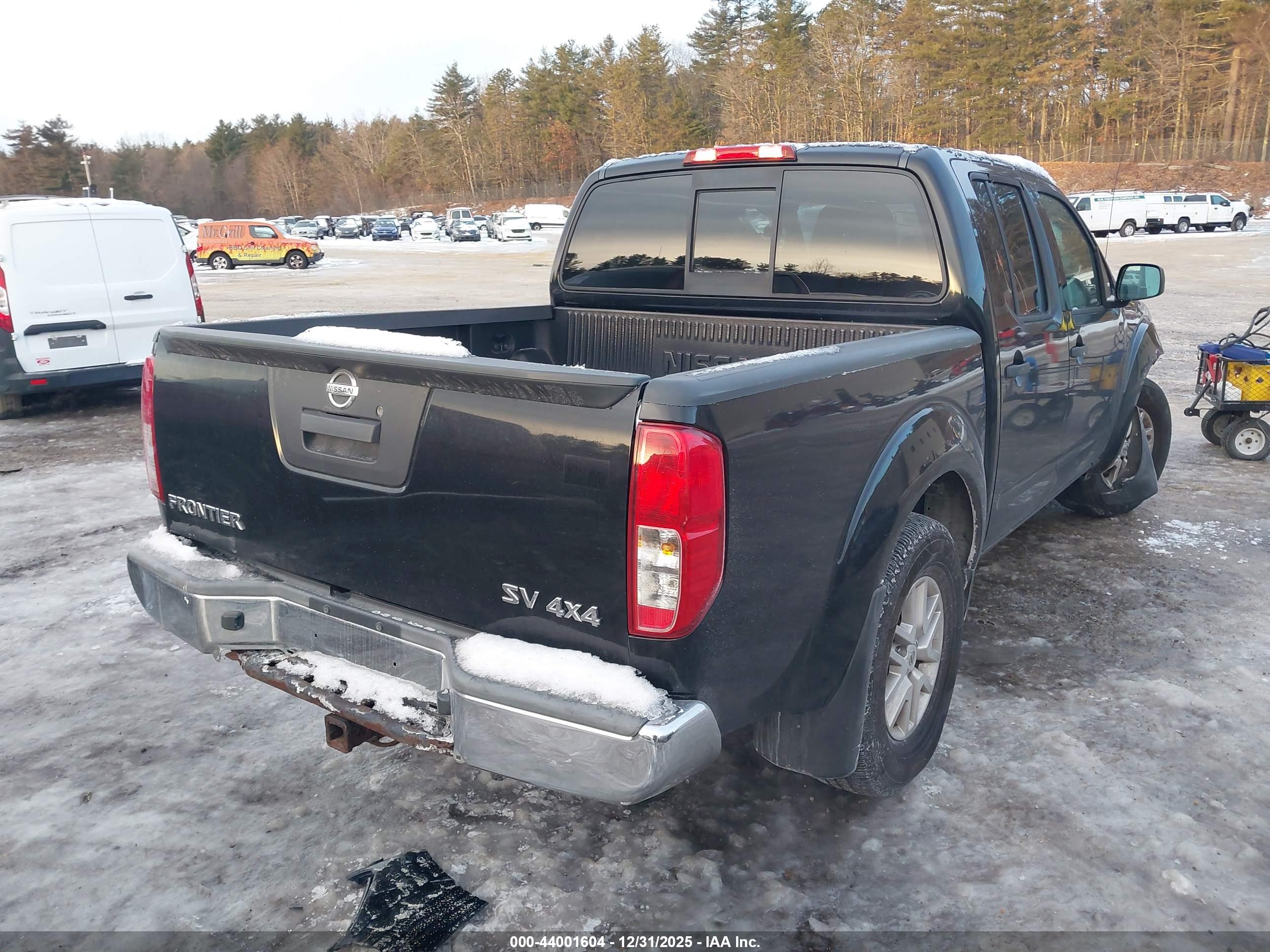 NISSAN FRONTIER image 4